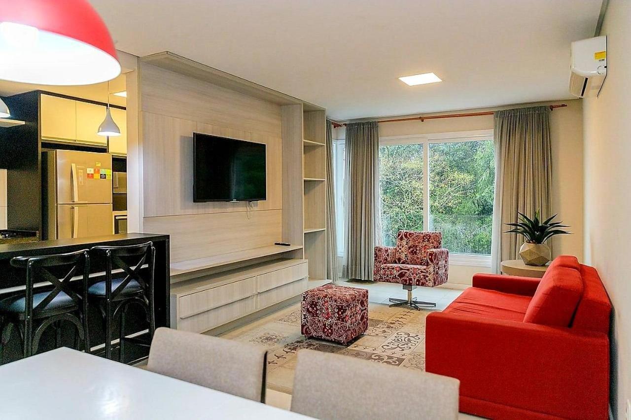 Complete and Comfortable Apartment in Gramado