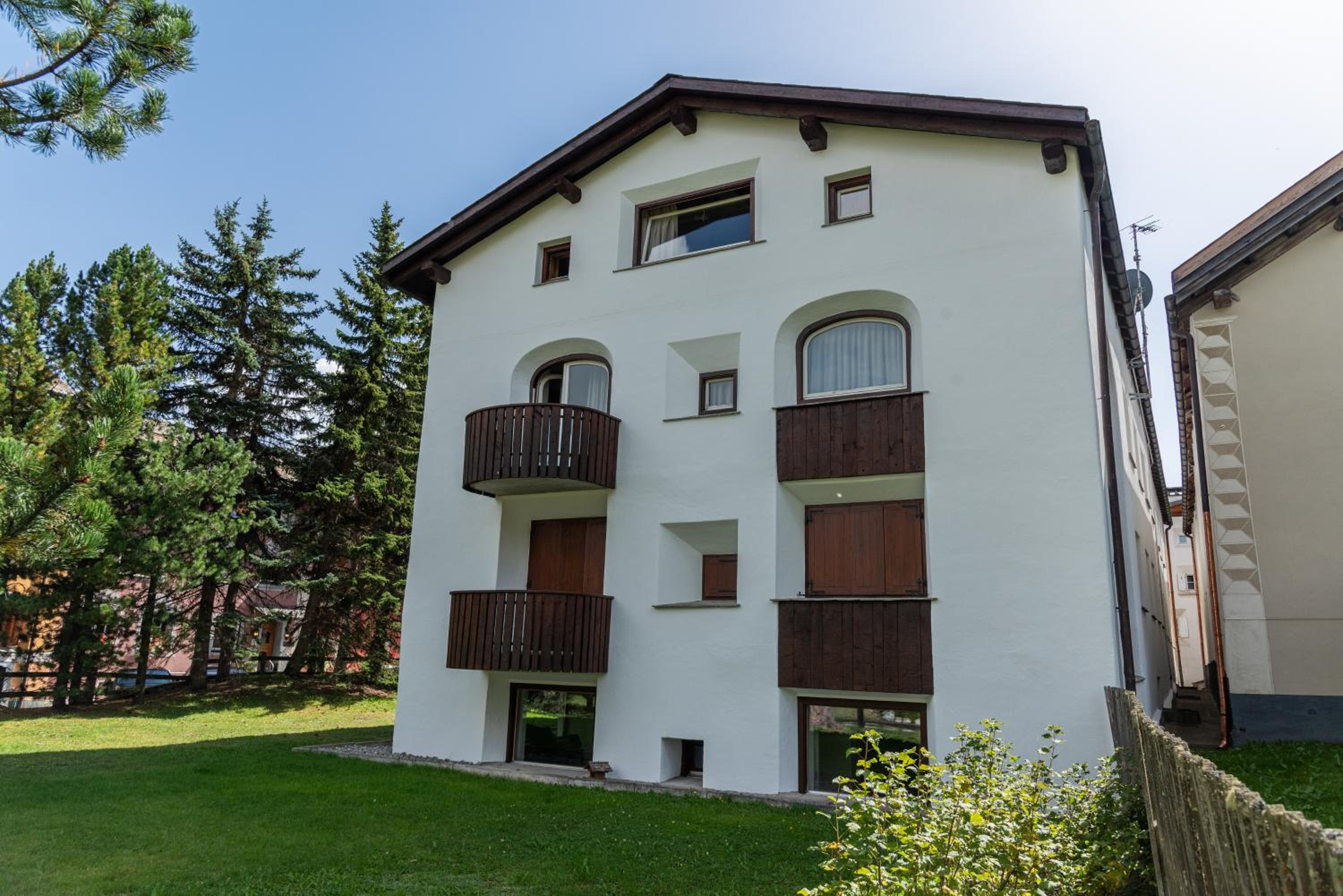 Chesa Ronchi - Celerina view 3