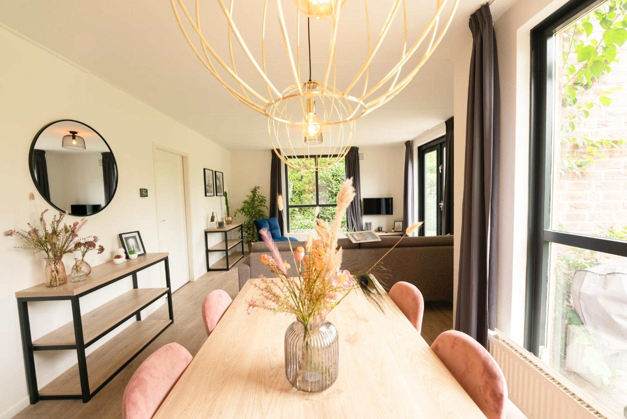 Goldenescape 6P Vip cottage met royale tuin en Hottub view 5