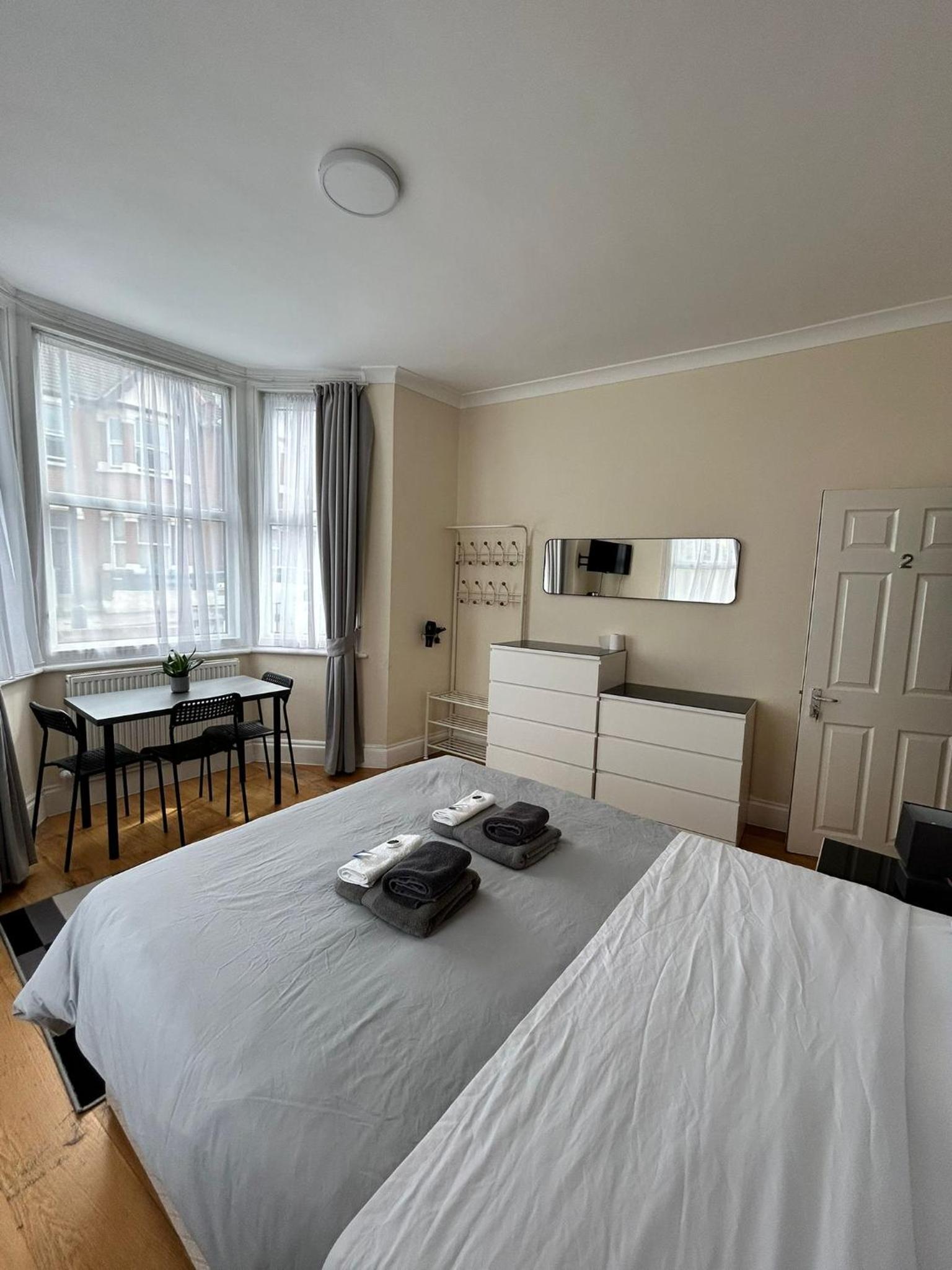 WIllesden Lodge Guest House