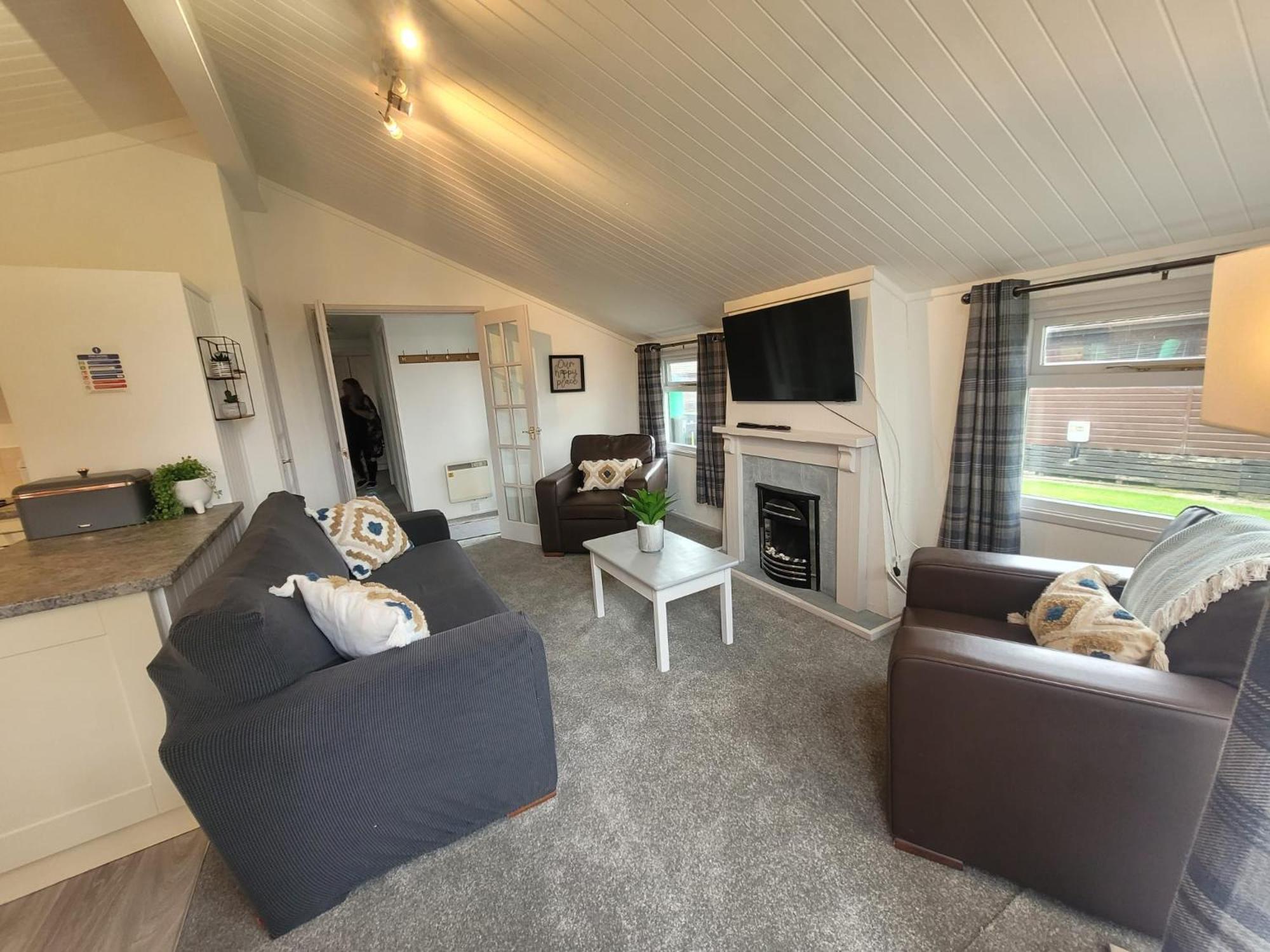 Cotswold Lodges view 3