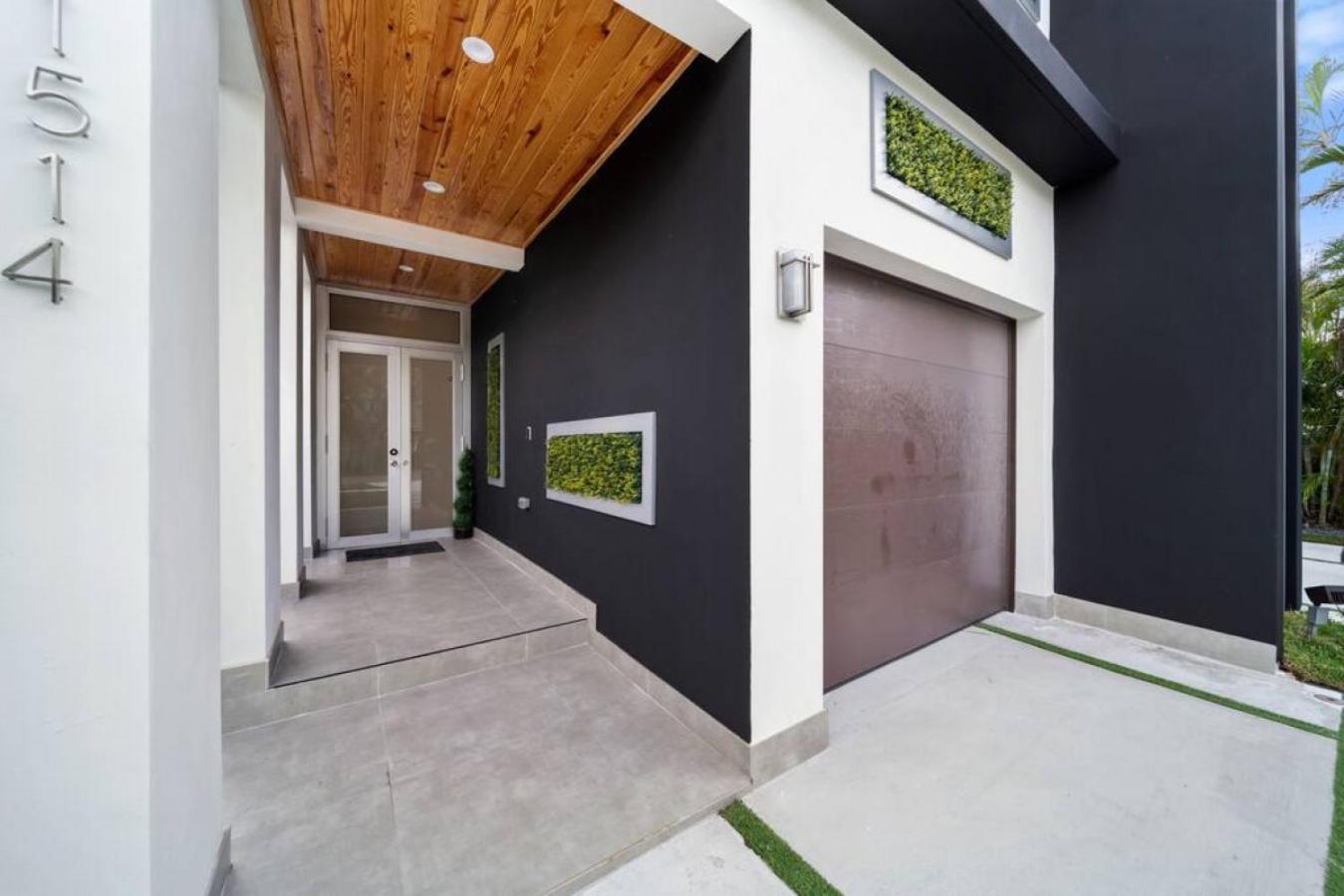 Luxury Home w 2 Pools near Beach view 5