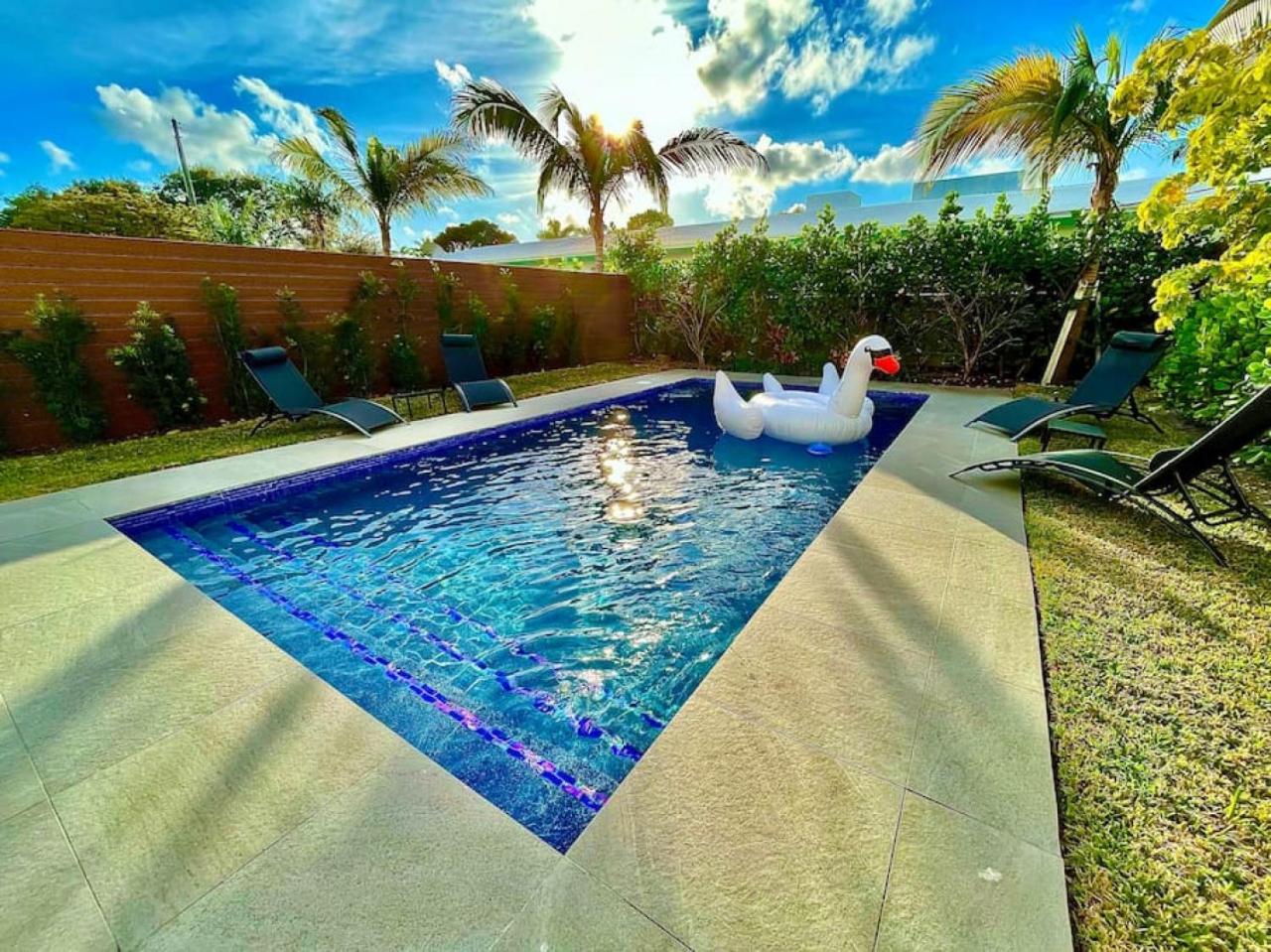The Botanicals Las Olas Near Beach