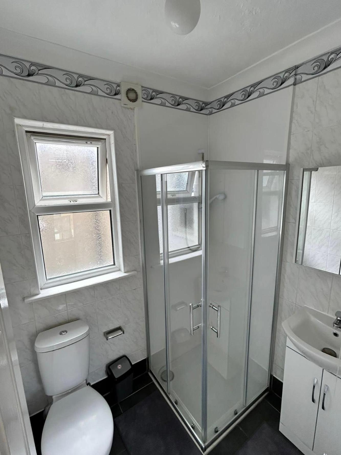 WIllesden Lodge Guest House
