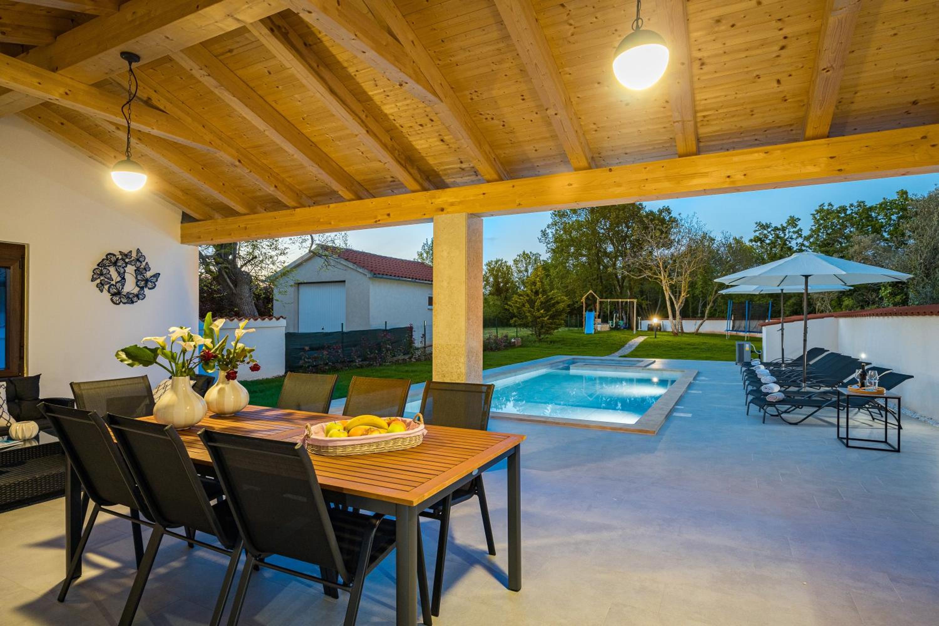 Photo 31