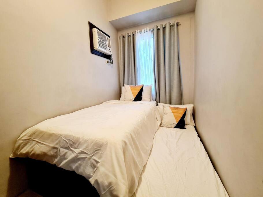 Grass Residences 2BR view 2