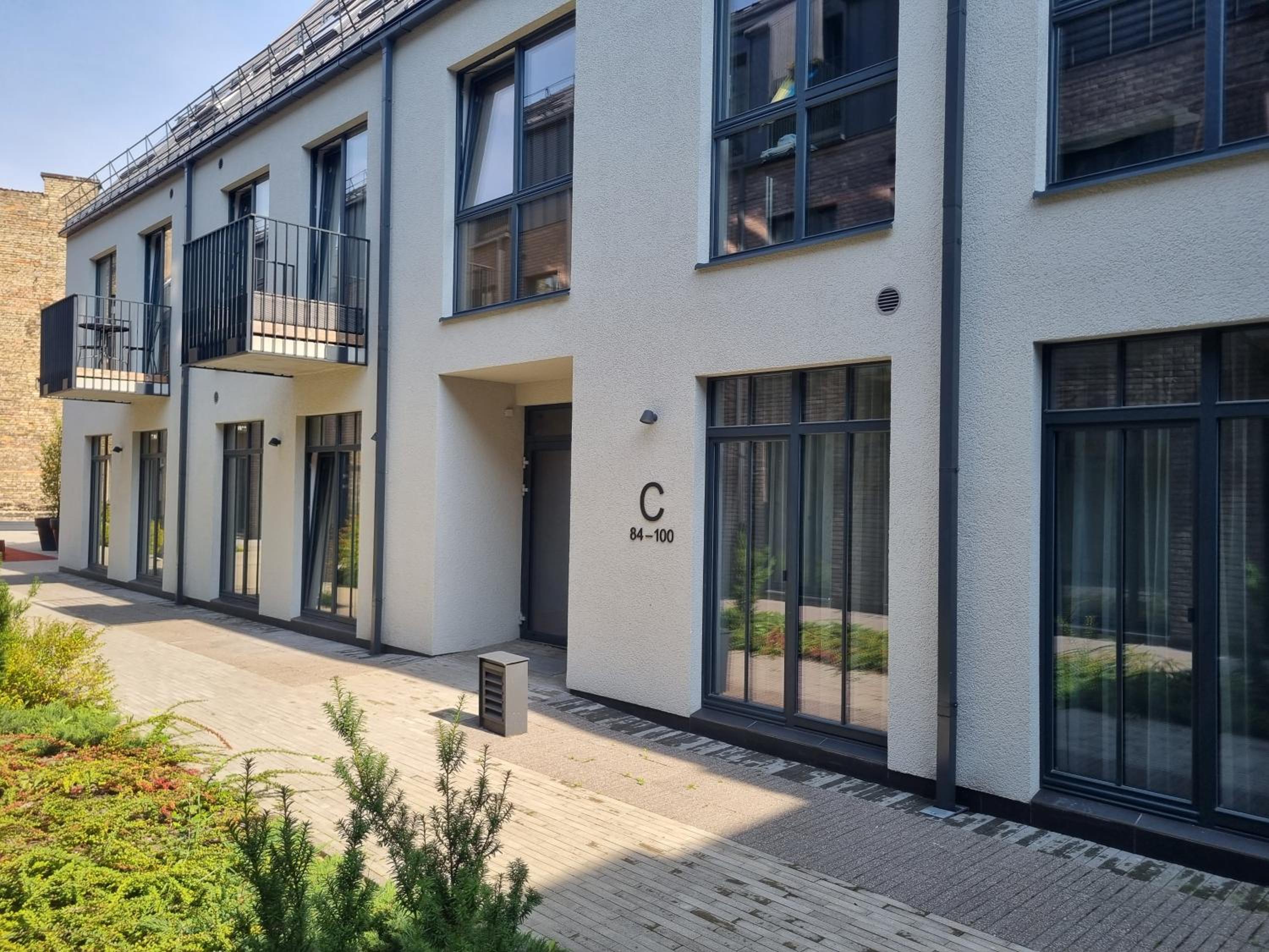 Old Town Renaissance Apartment