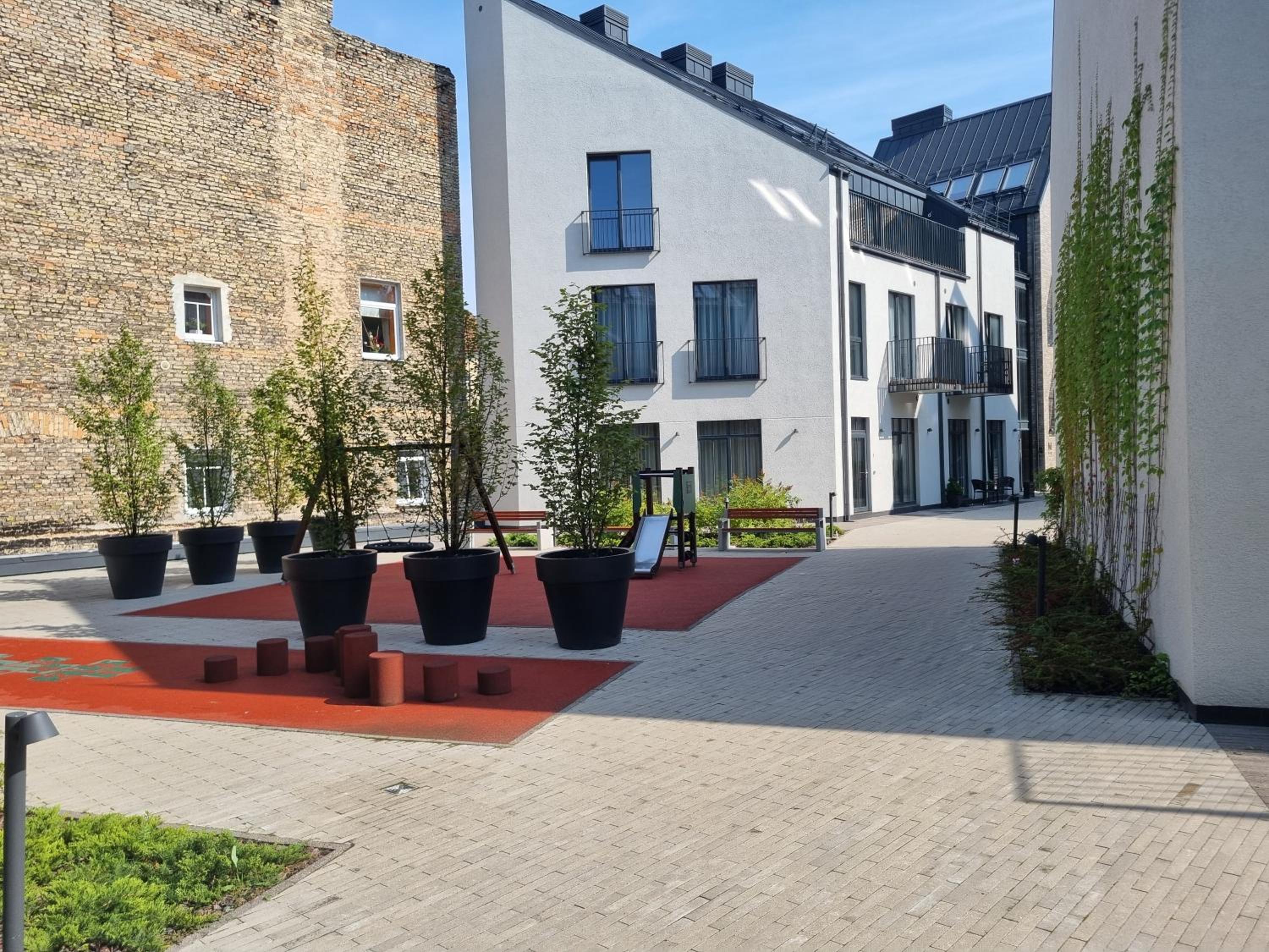 Old Town Renaissance Apartment