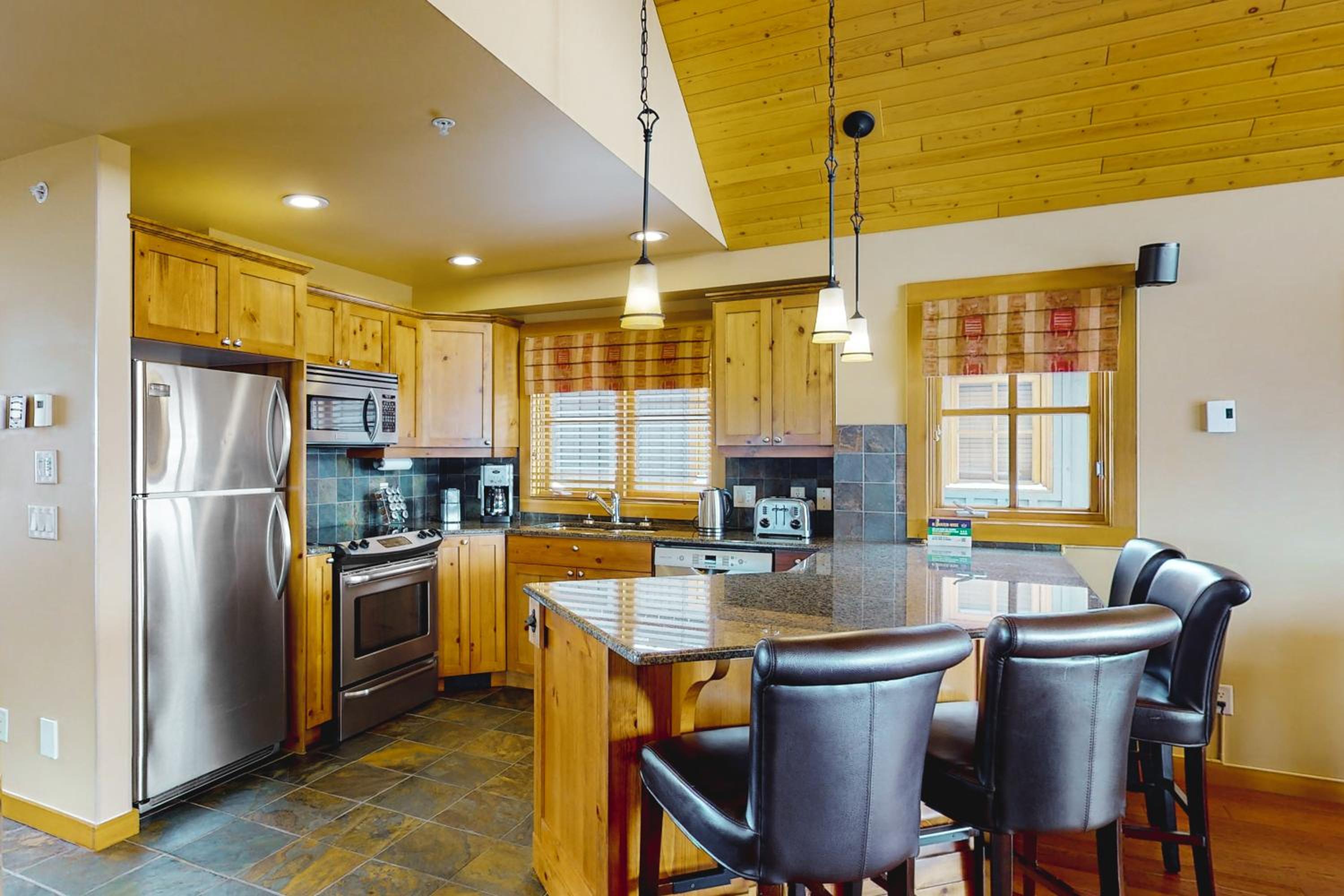 Woodcutter Cabin 16