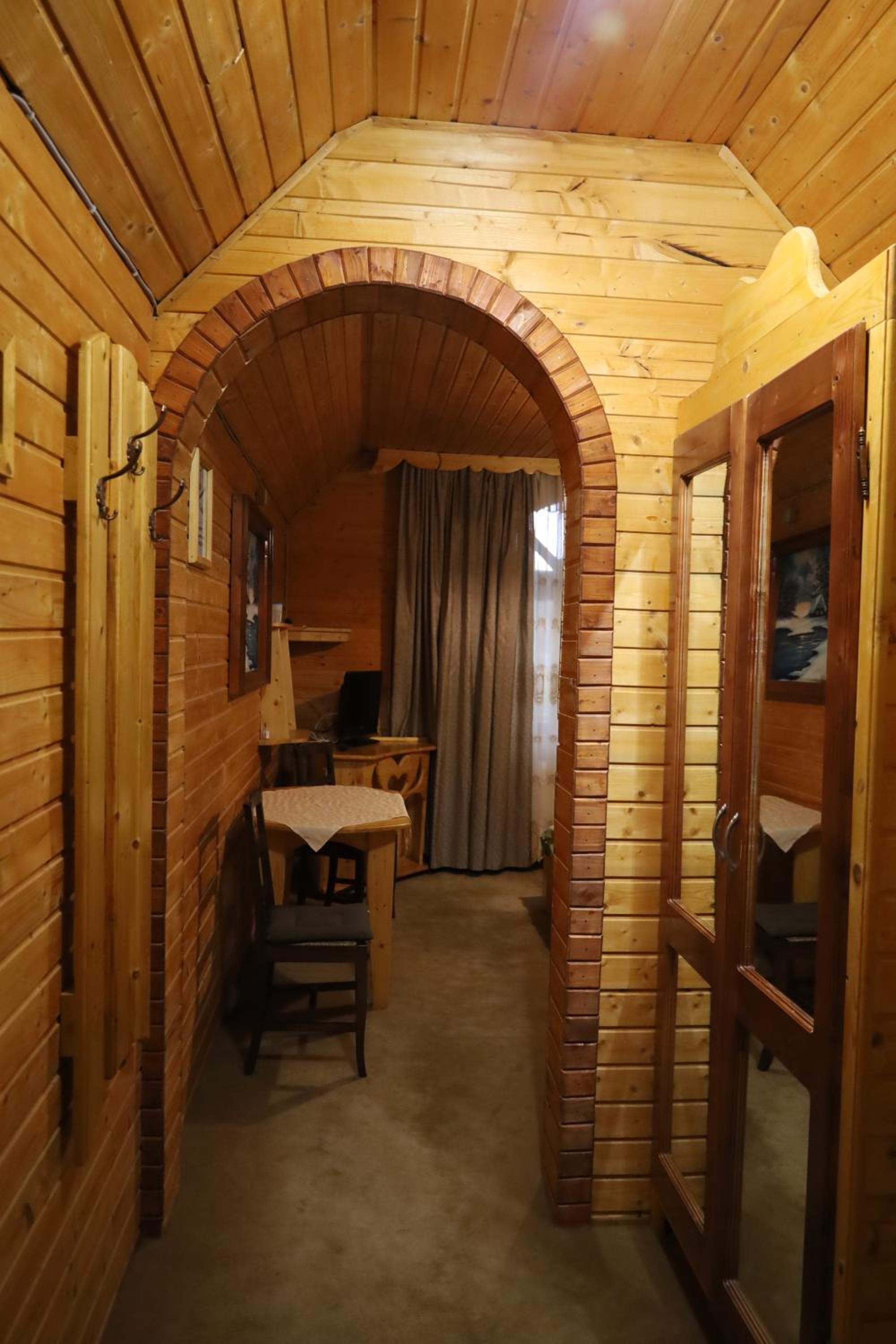 Photo 25
