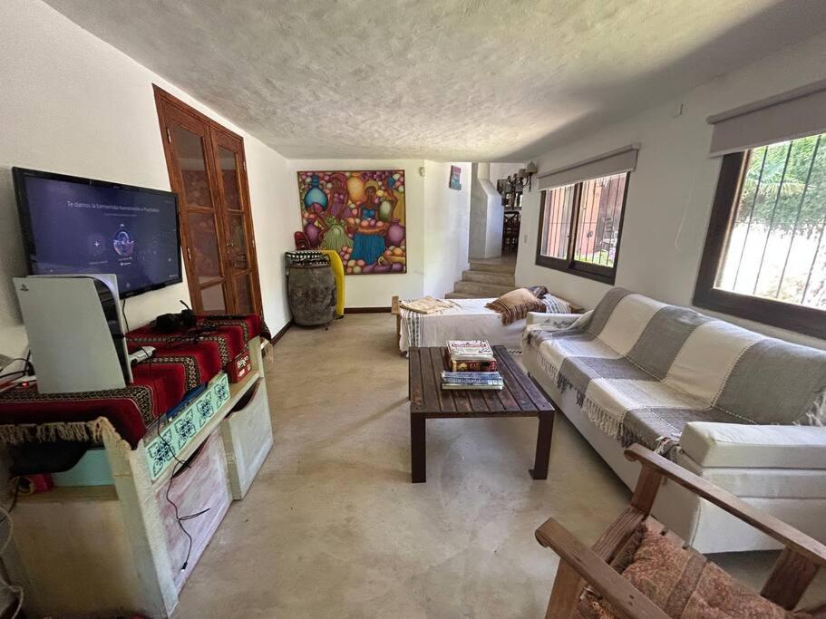 Casa en Cariló, a 2 cuadras de la playa.