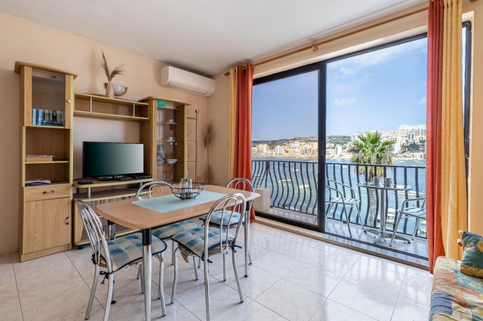 Adorable Seaview apt at St Paul's Bay, photo 9