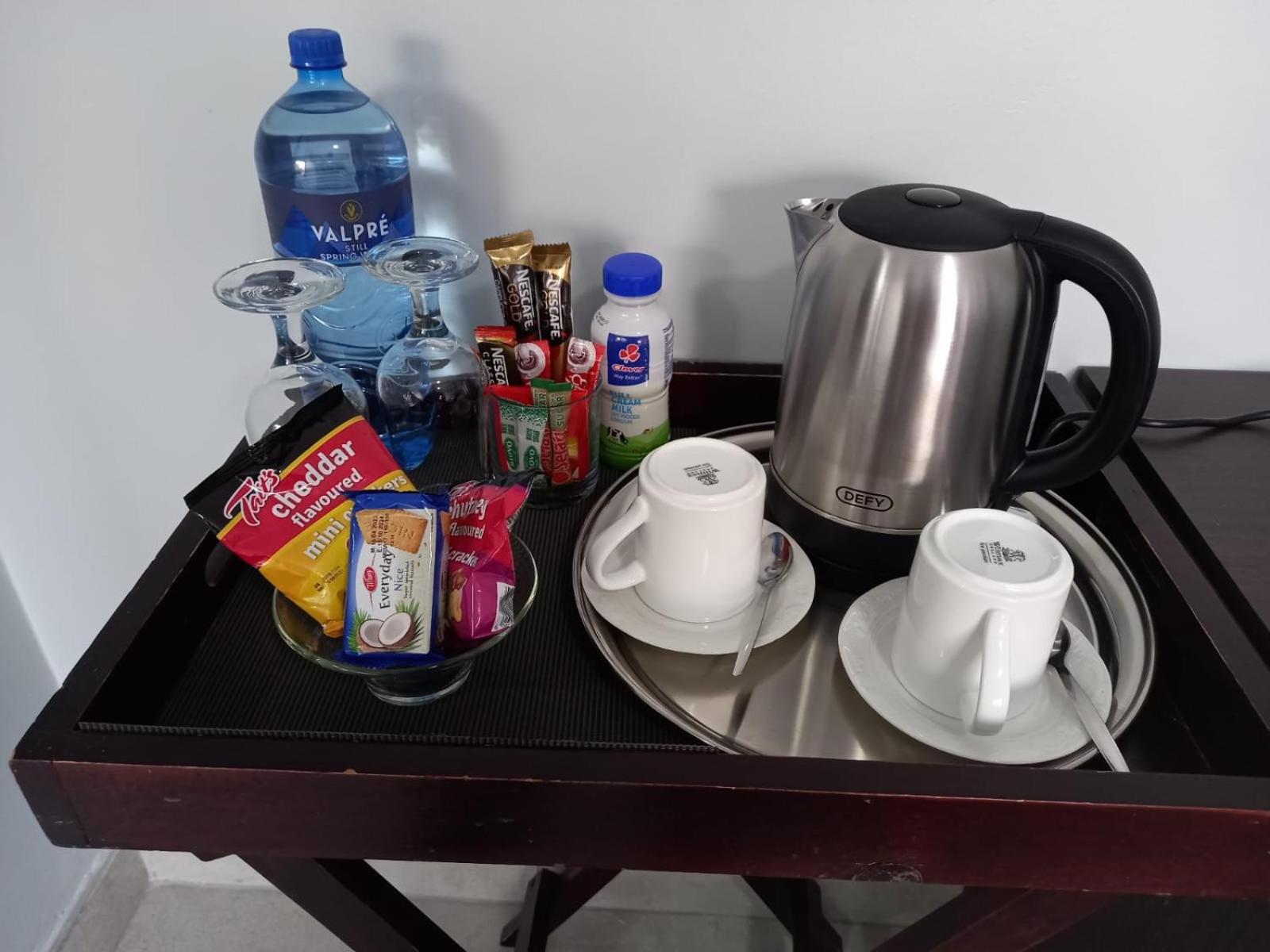 REALJOY GUEST SUITES