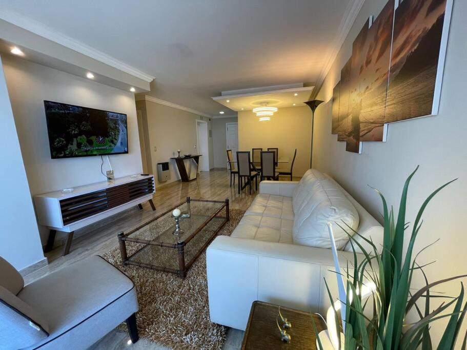 Sky Puerto Pacifico, VIP Viña del Mar-ByHospédate