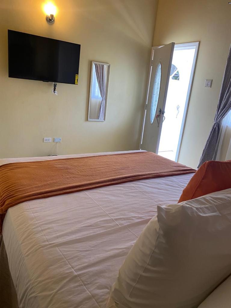 Runthings Hideaway Stay Negril