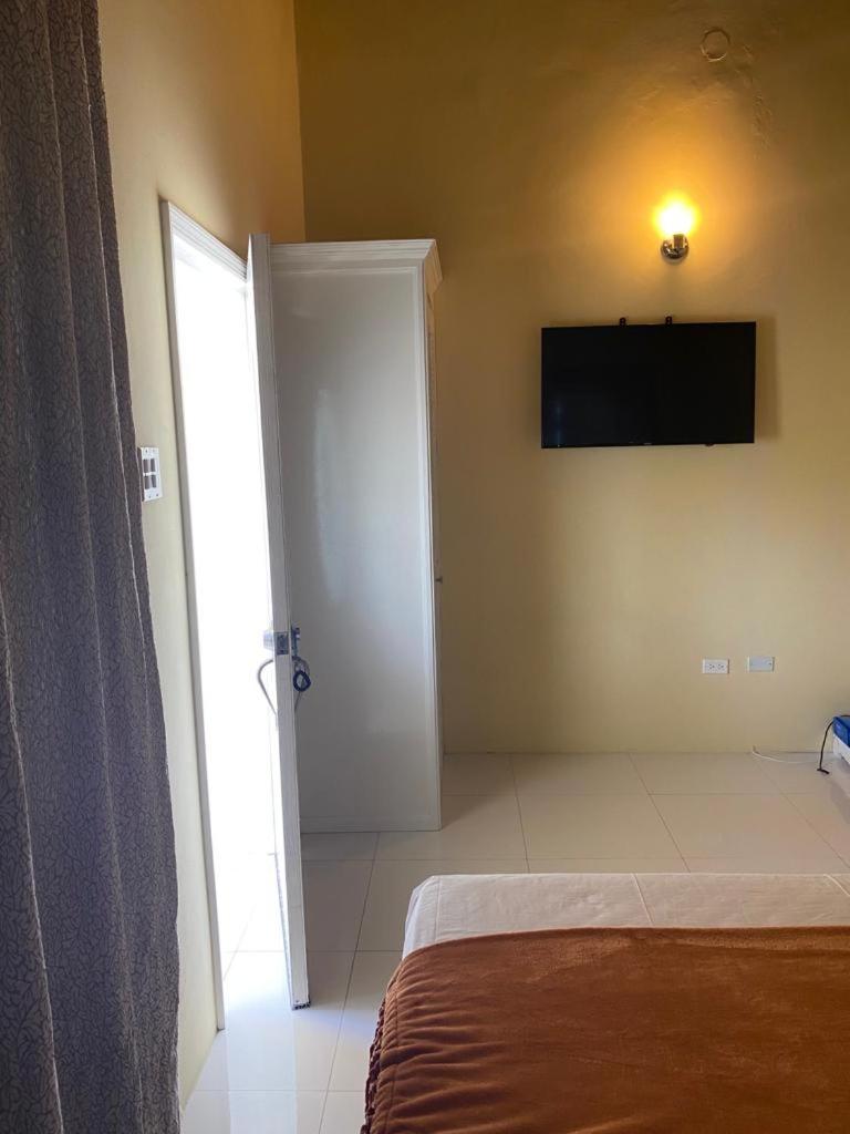 Runthings Hideaway Stay Negril