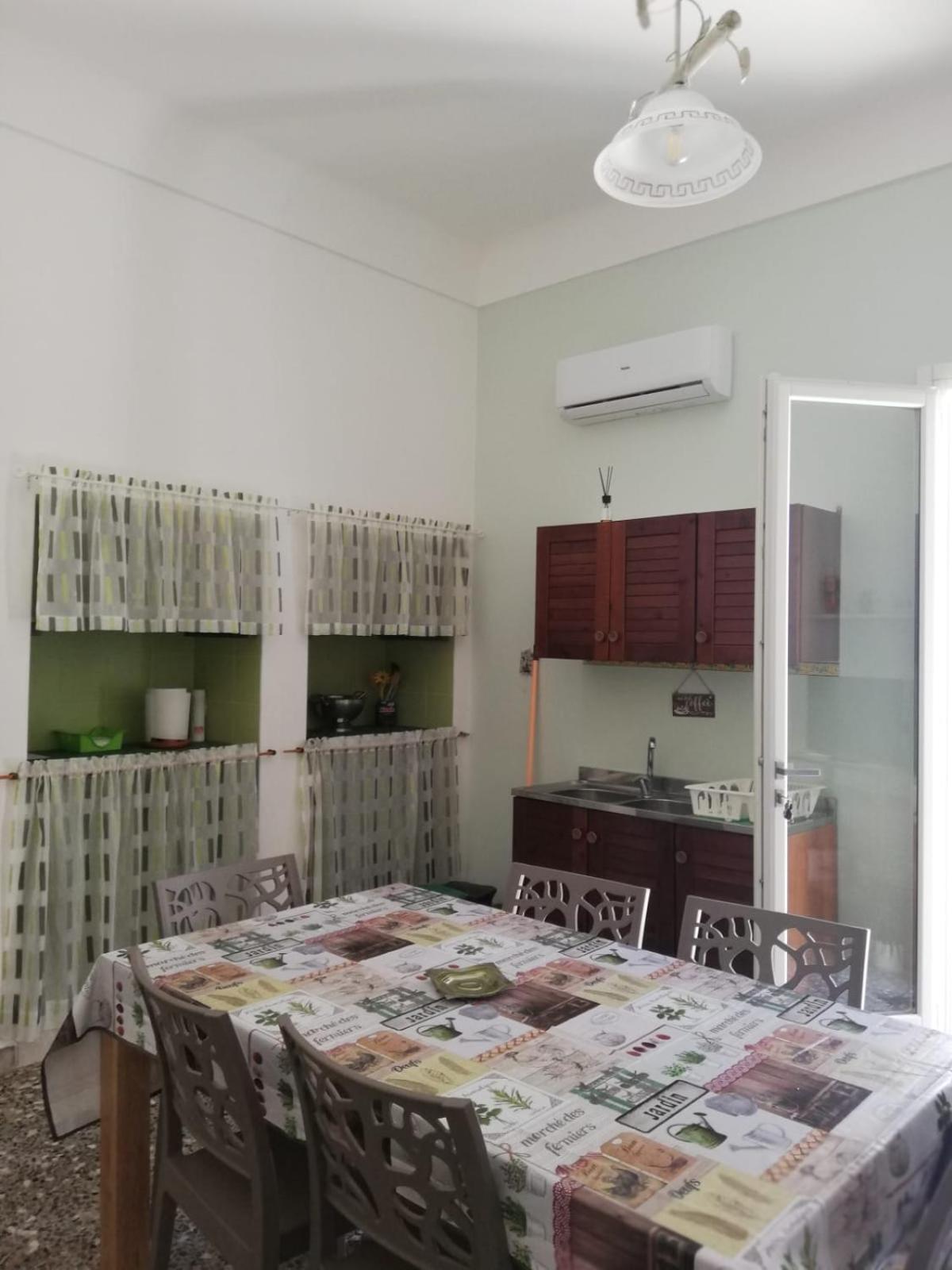 Lucilla's House