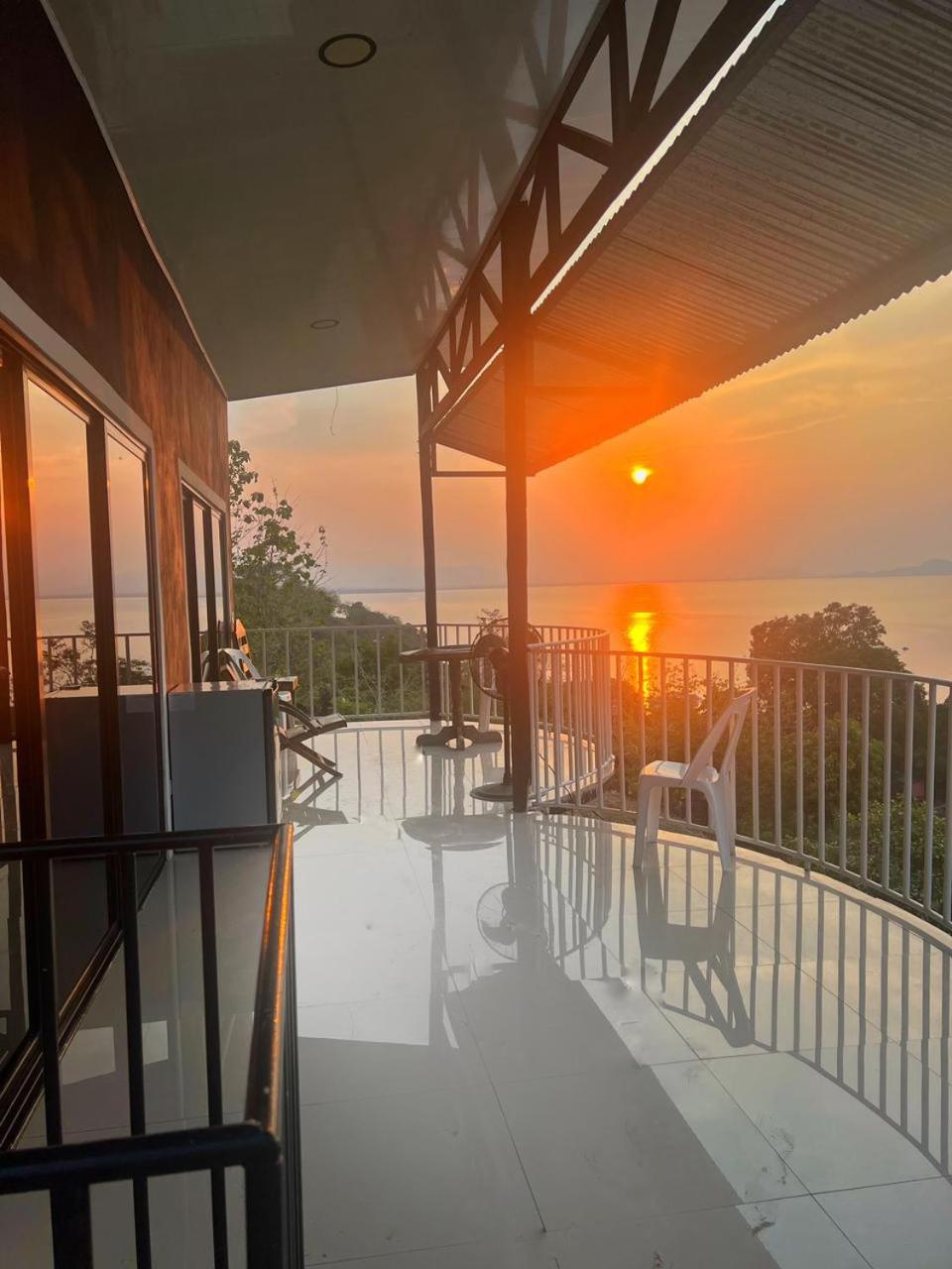 Cabinas Atardecer, Isla Venado