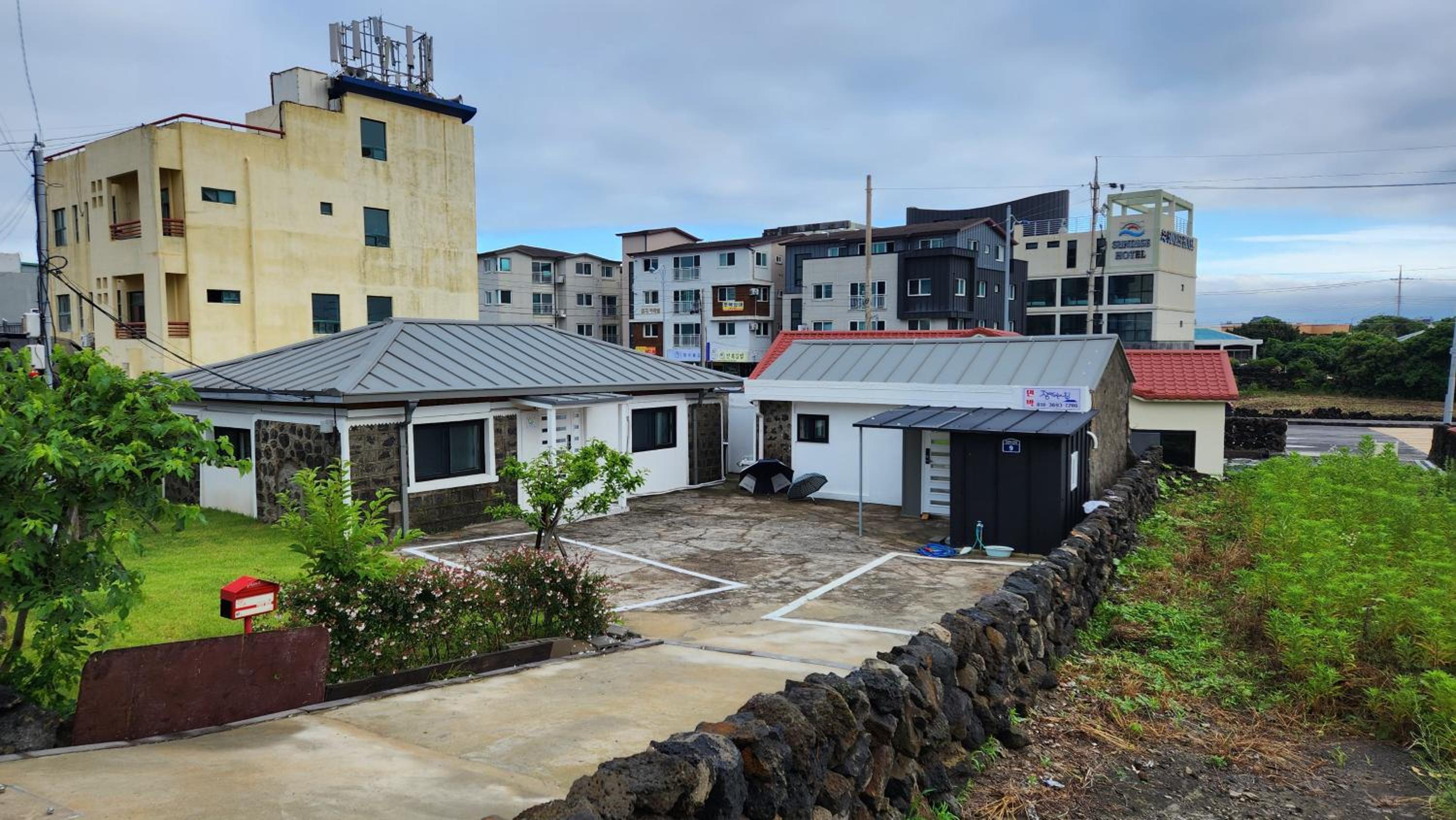 Hospitable House