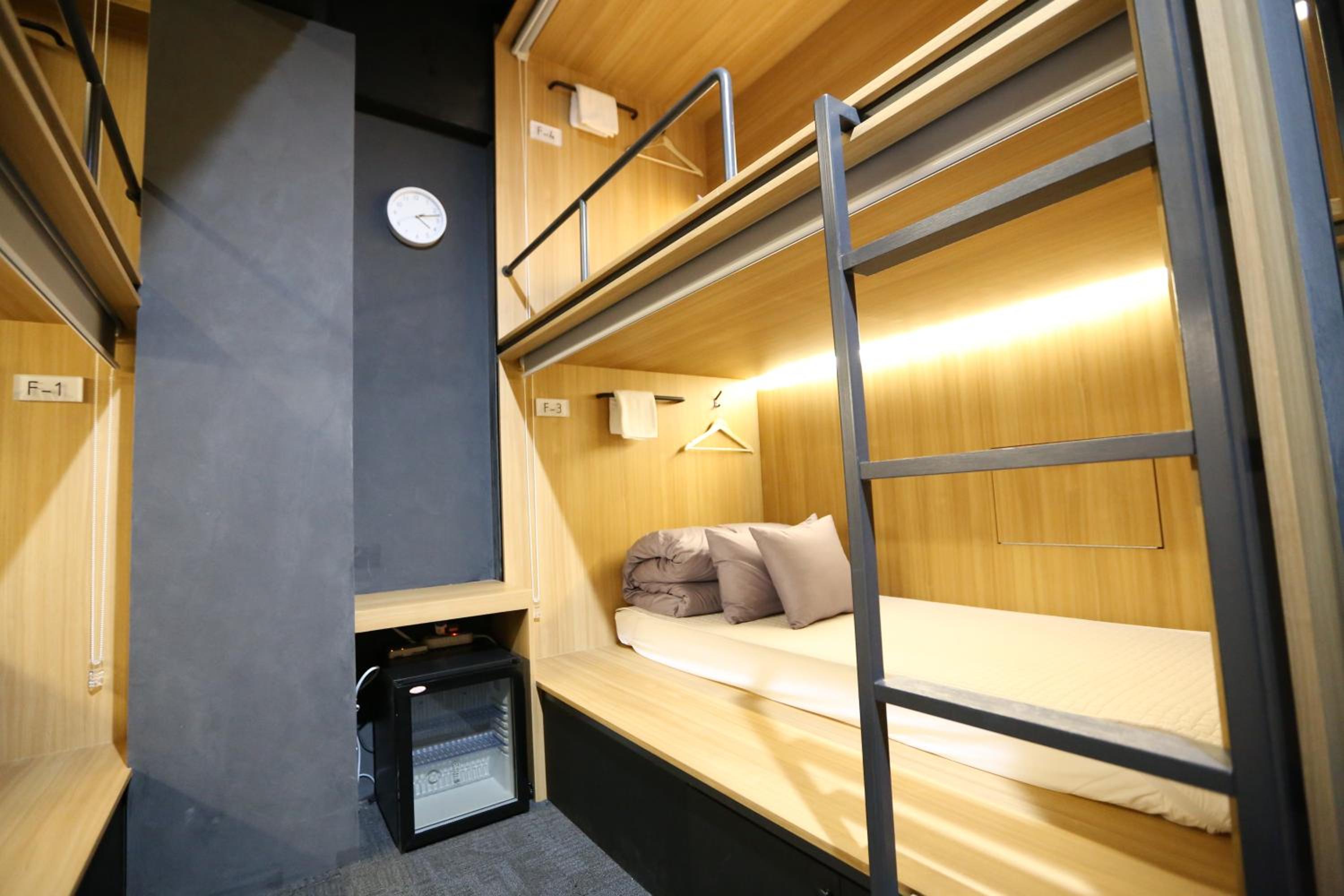 Philstay Ehwa Boutique – Female Only 13
