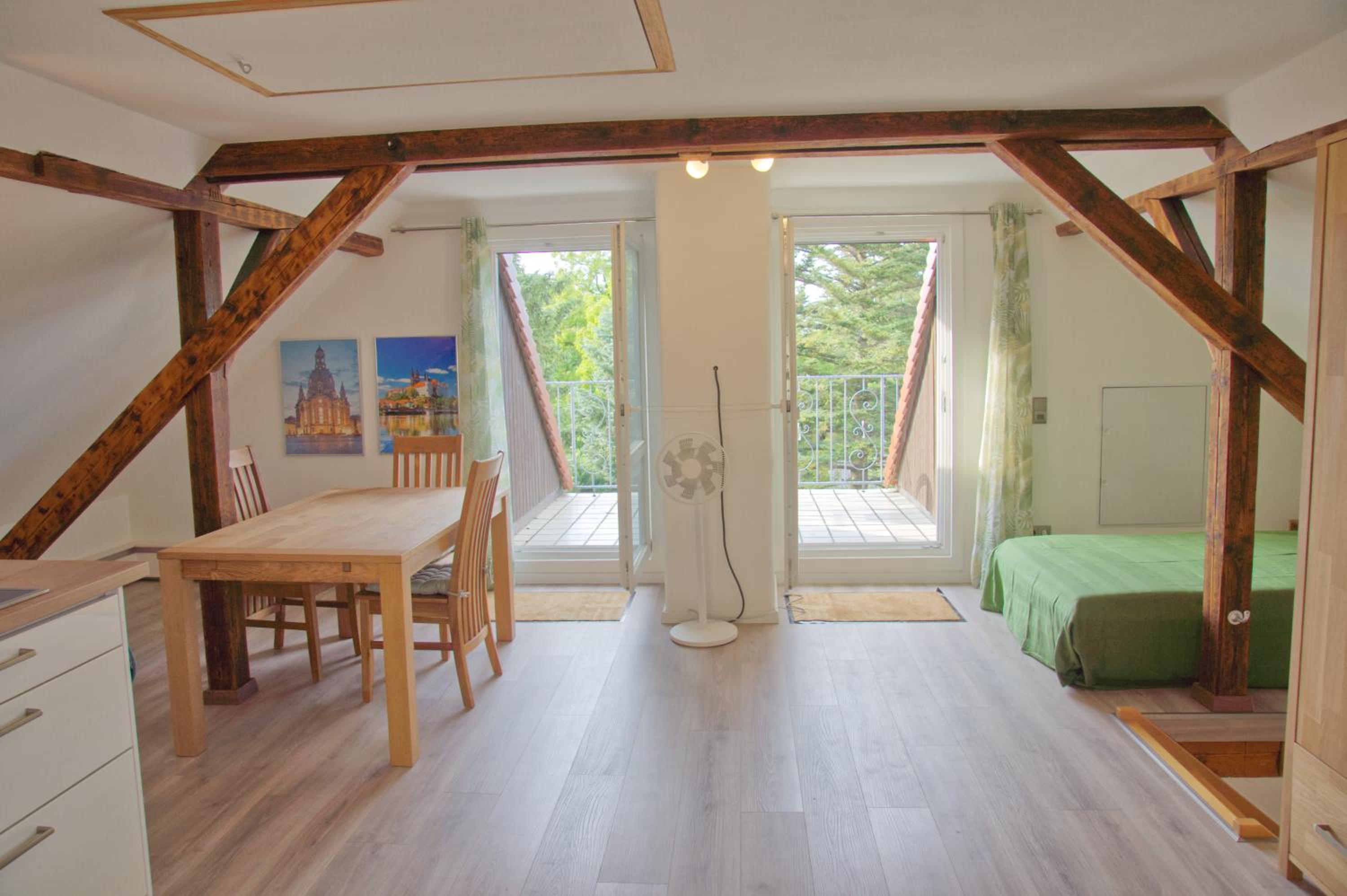 Apartment Traumzeit mit Balkon in Vorstadtvilla