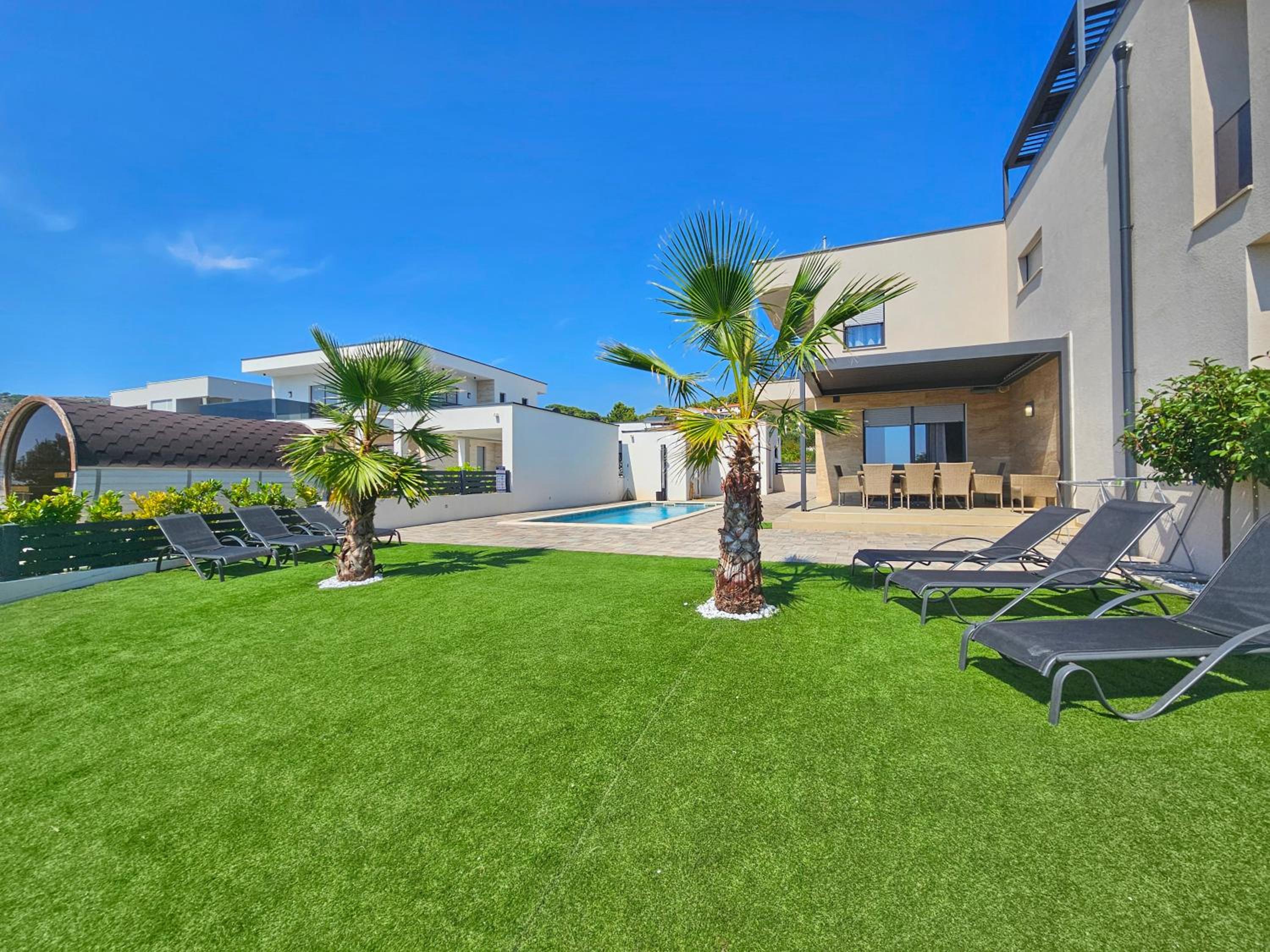 Deluxe villa in Vodice