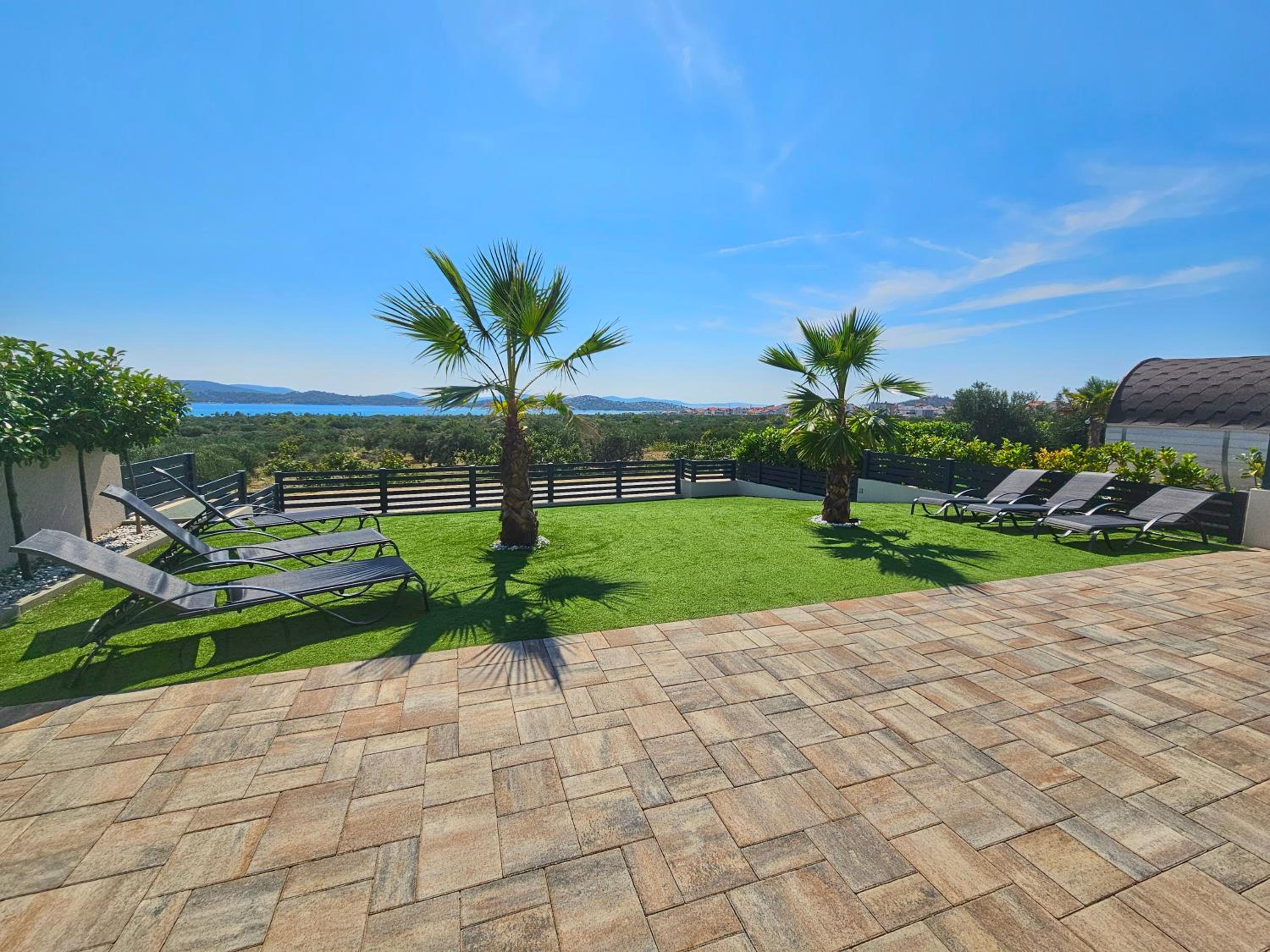 Deluxe villa in Vodice