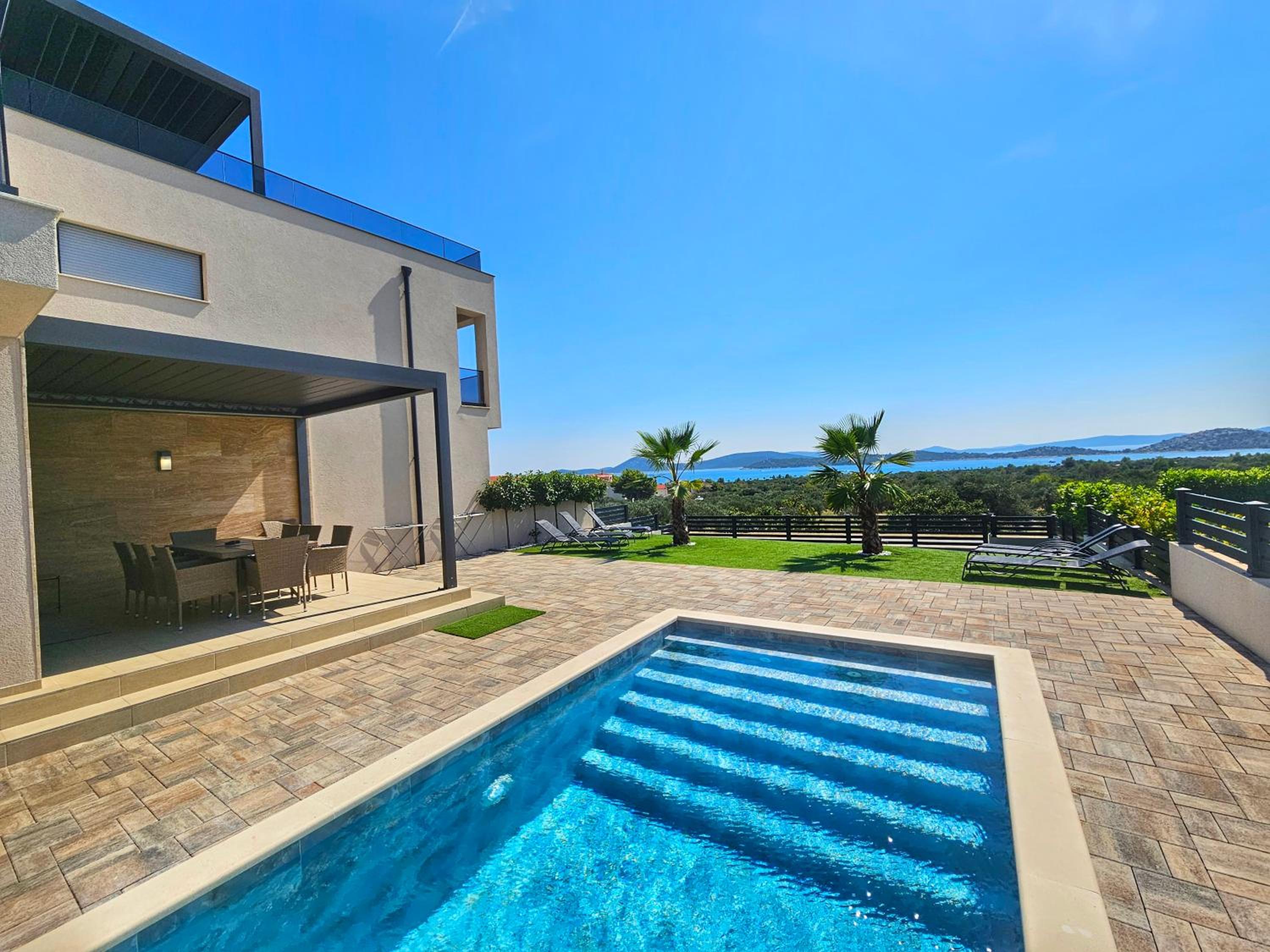 Deluxe villa in Vodice