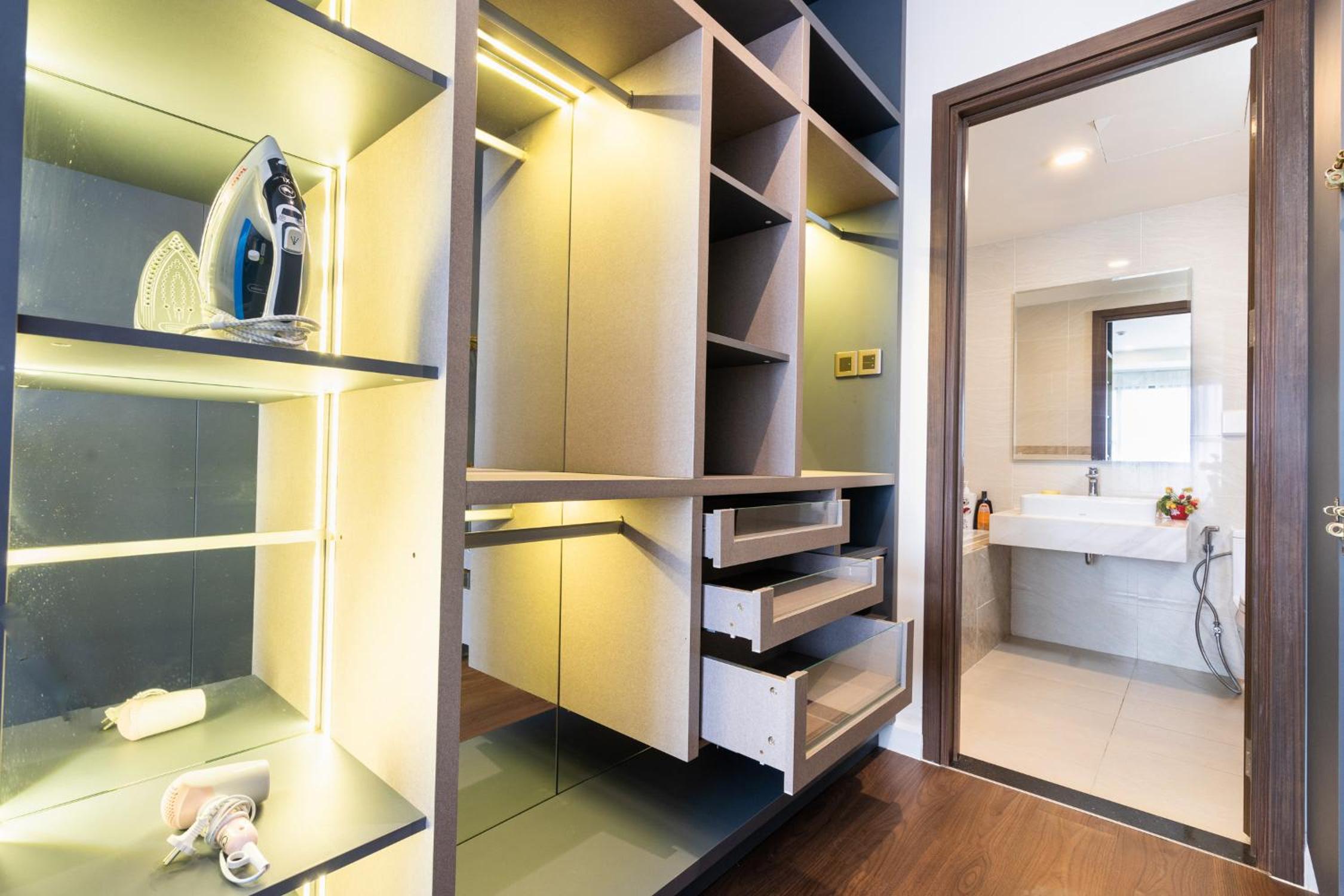 Saigon Royal Apartment 2 bedroom in center