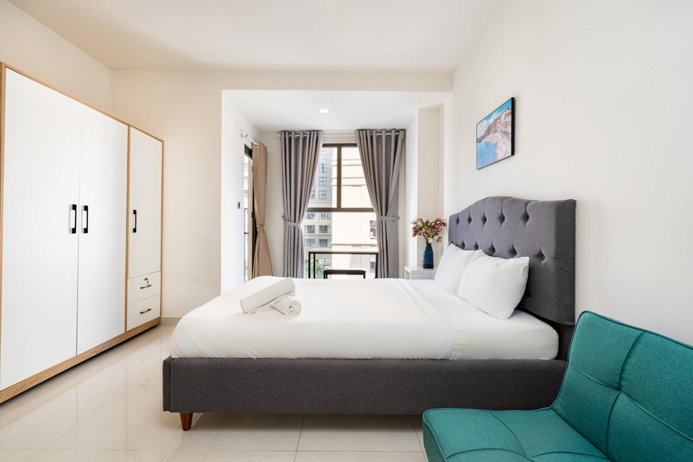 Saigon Royal Apartment 2 bedroom in center