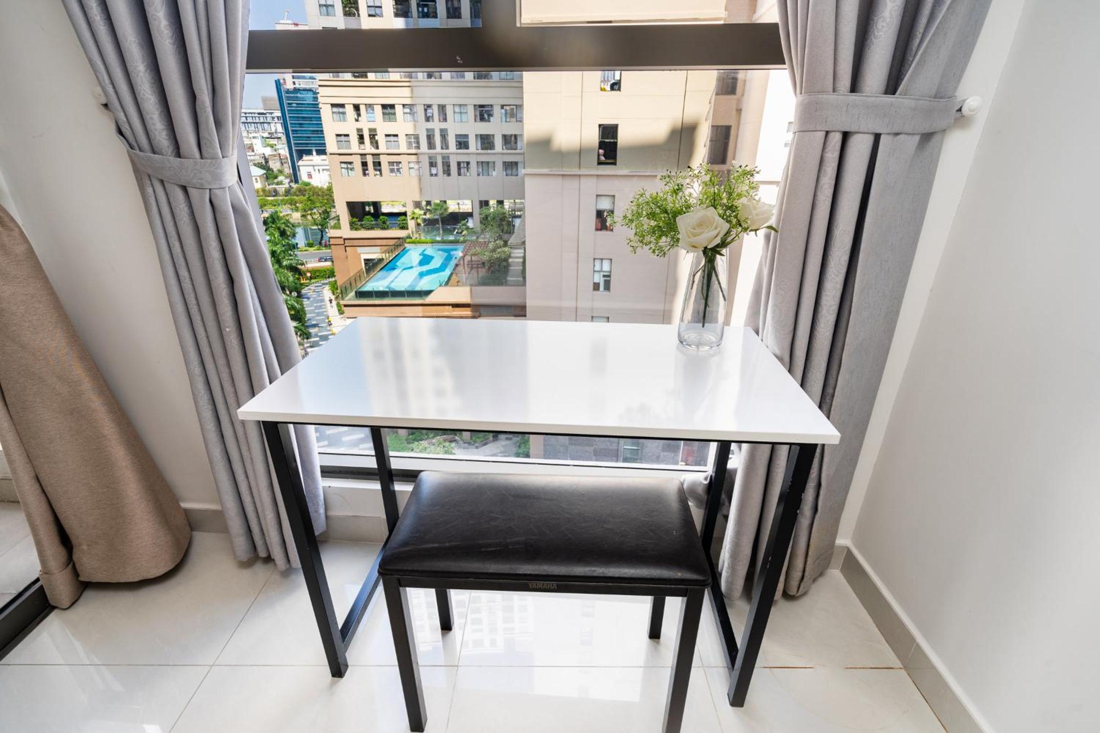 Saigon Royal Apartment 2 bedroom in center