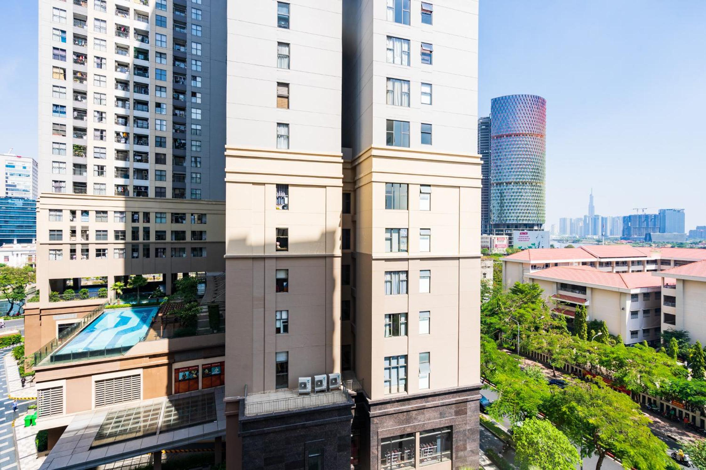 Saigon Royal Apartment 2 bedroom in center