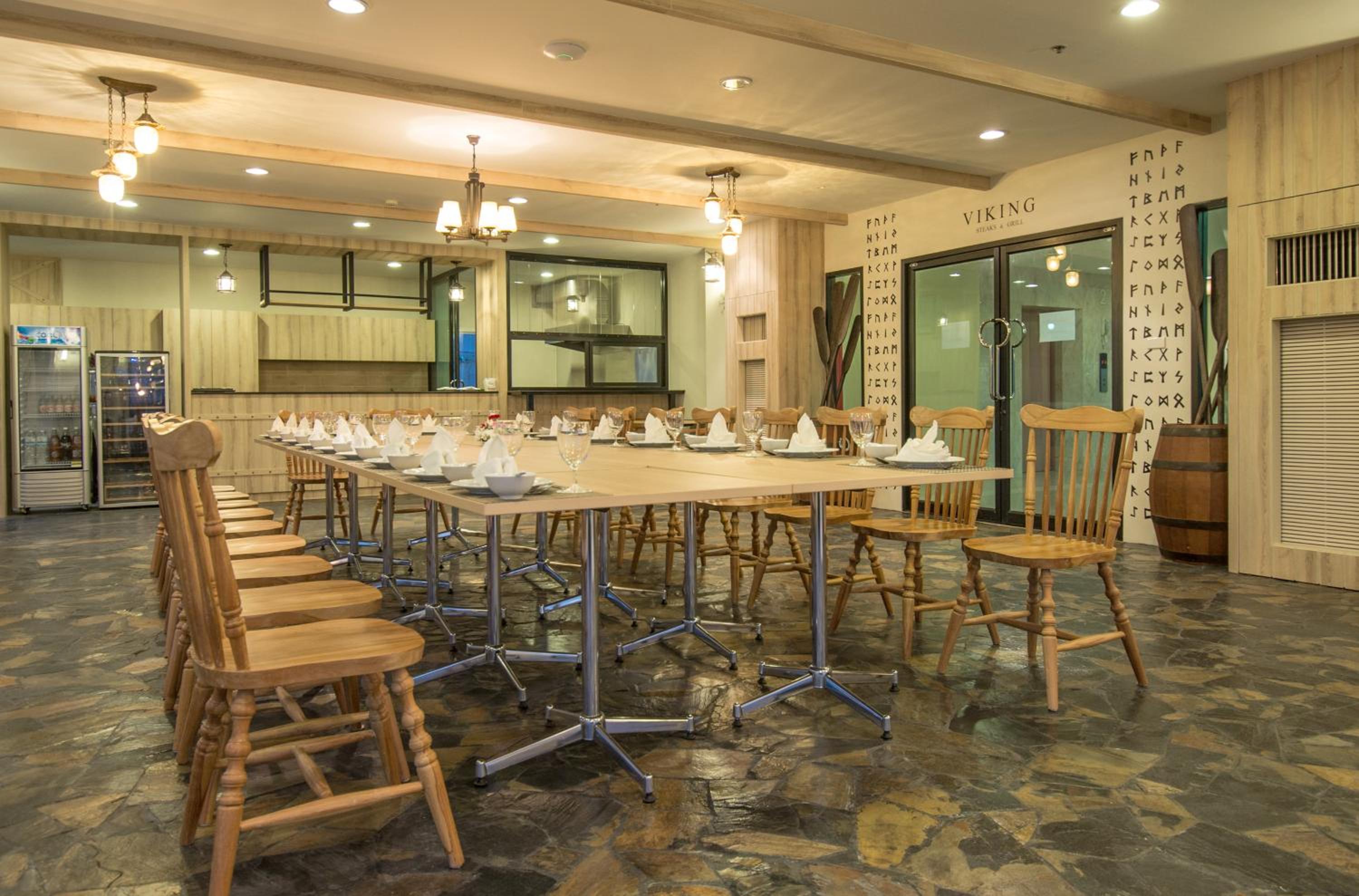 Prachuap Grand Hotel