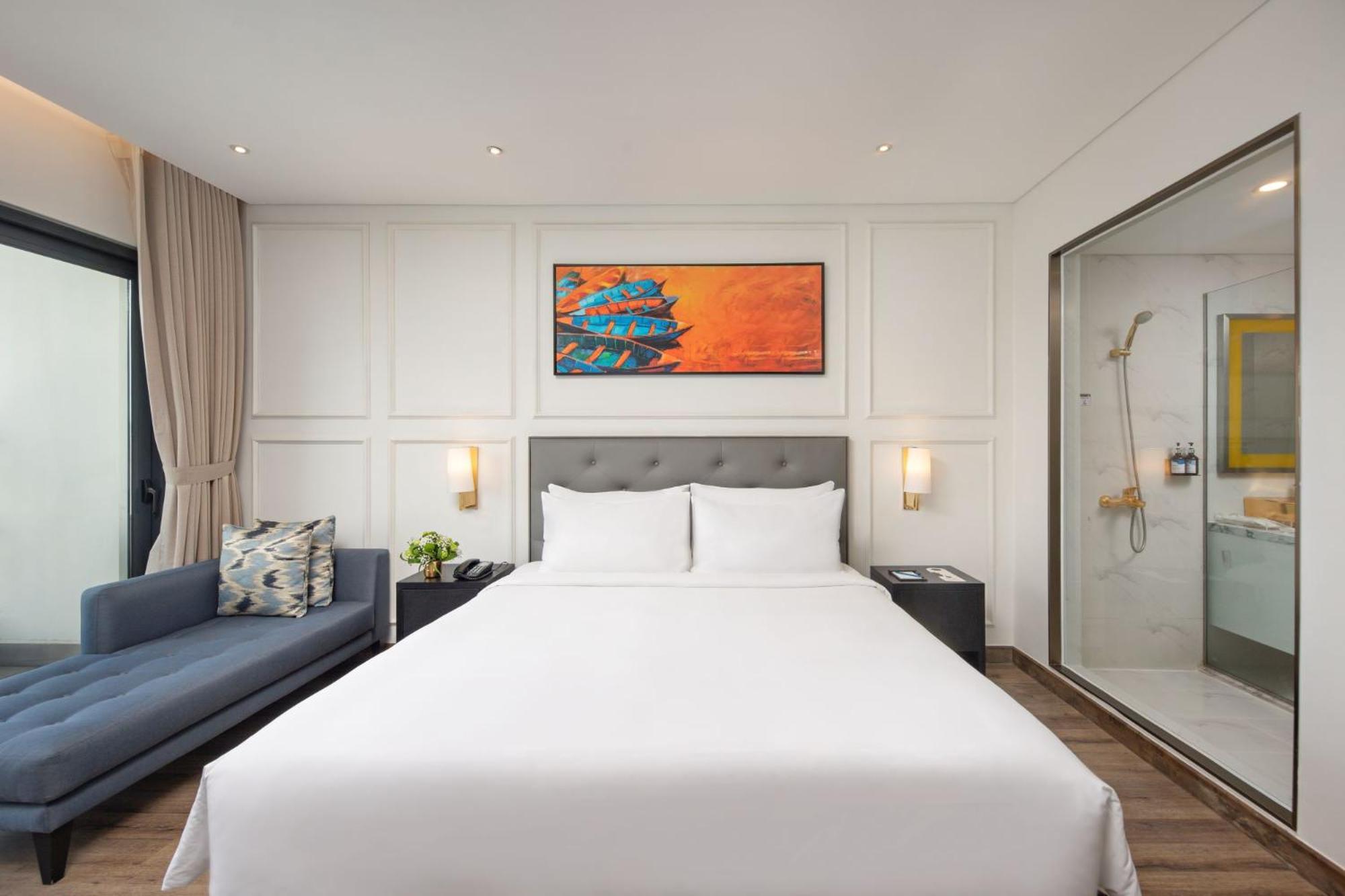 Wyndham Danang Golden Bay 208