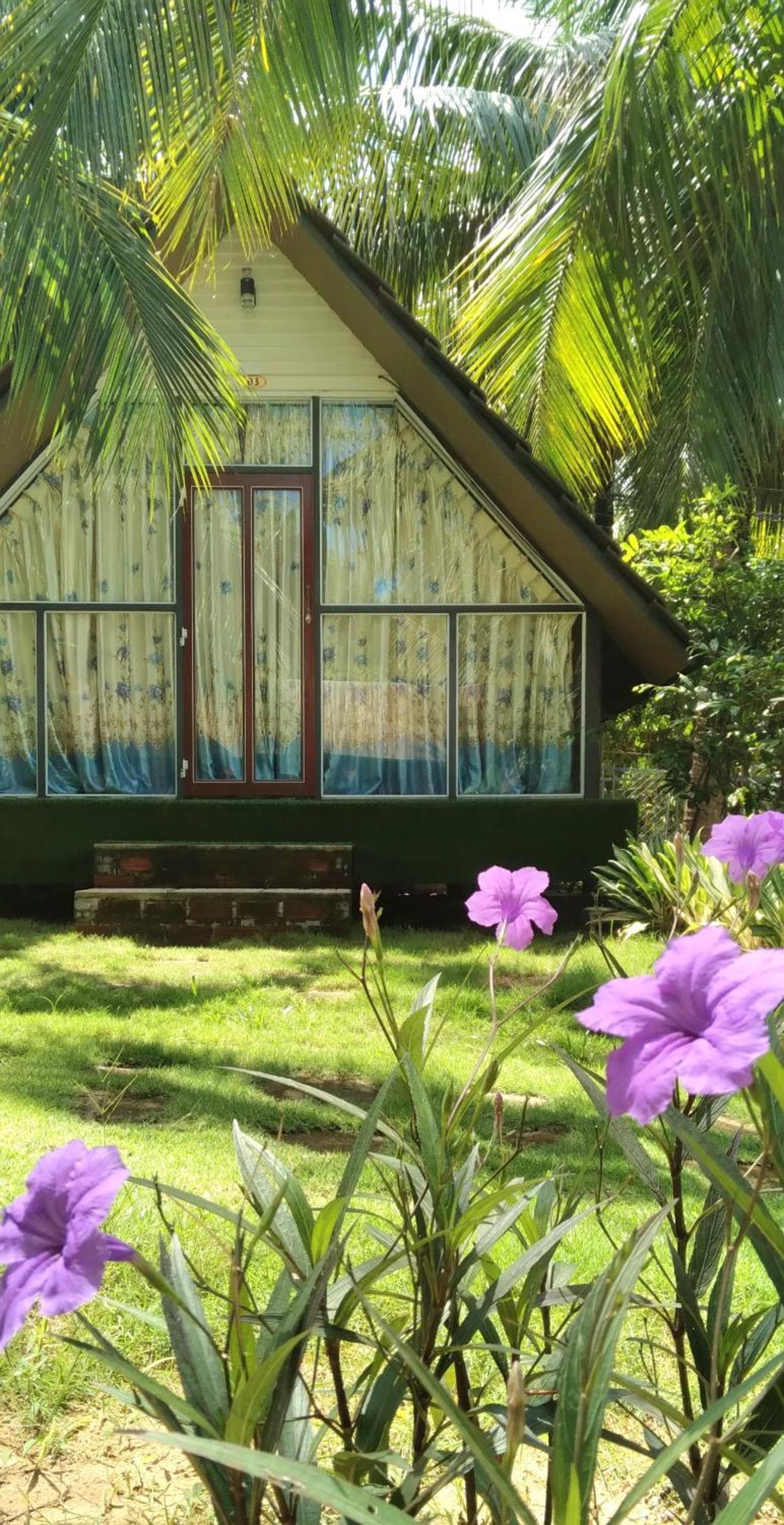 Phu Nam House - Resort