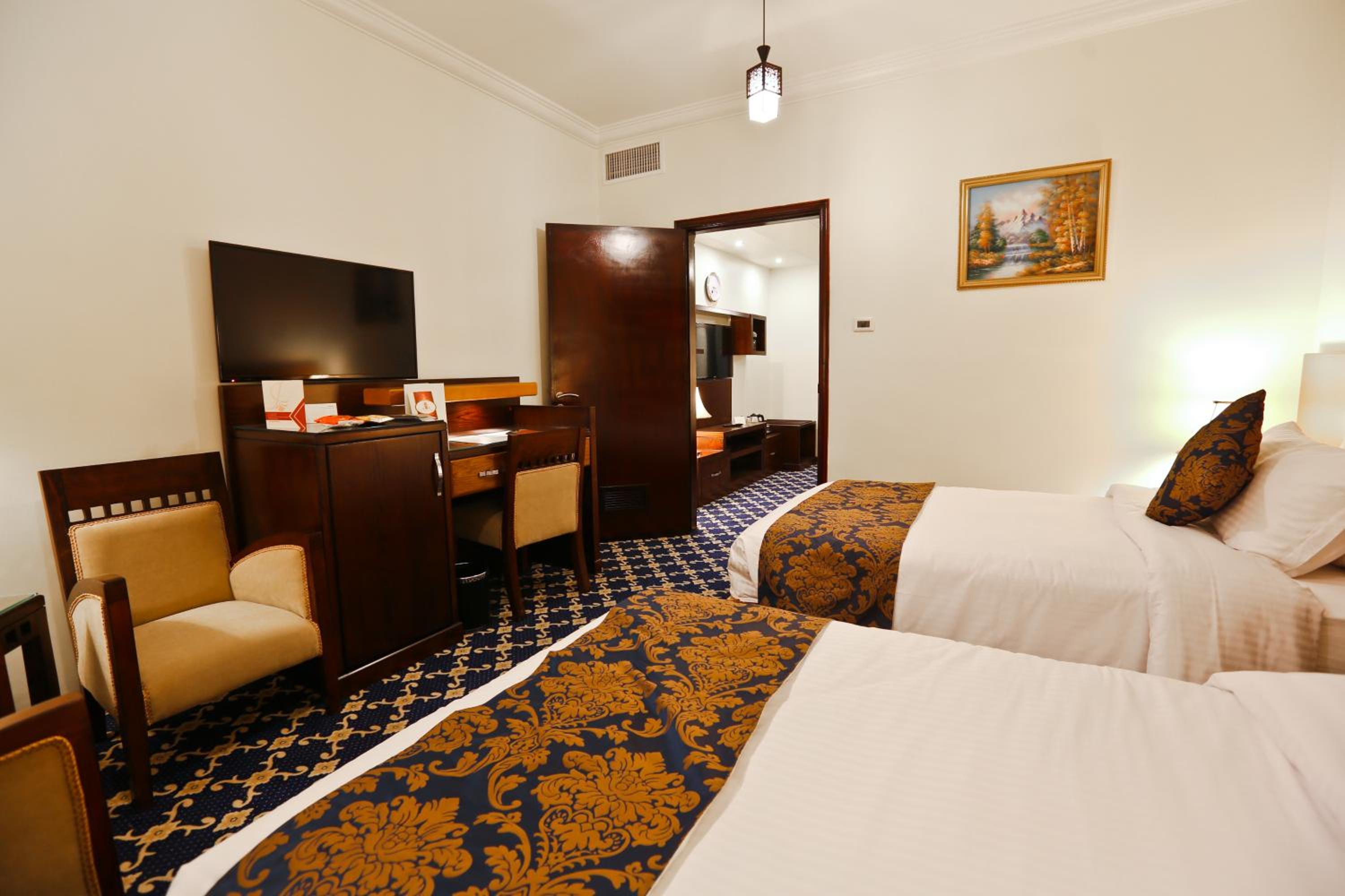 Al Thuraya Hotel