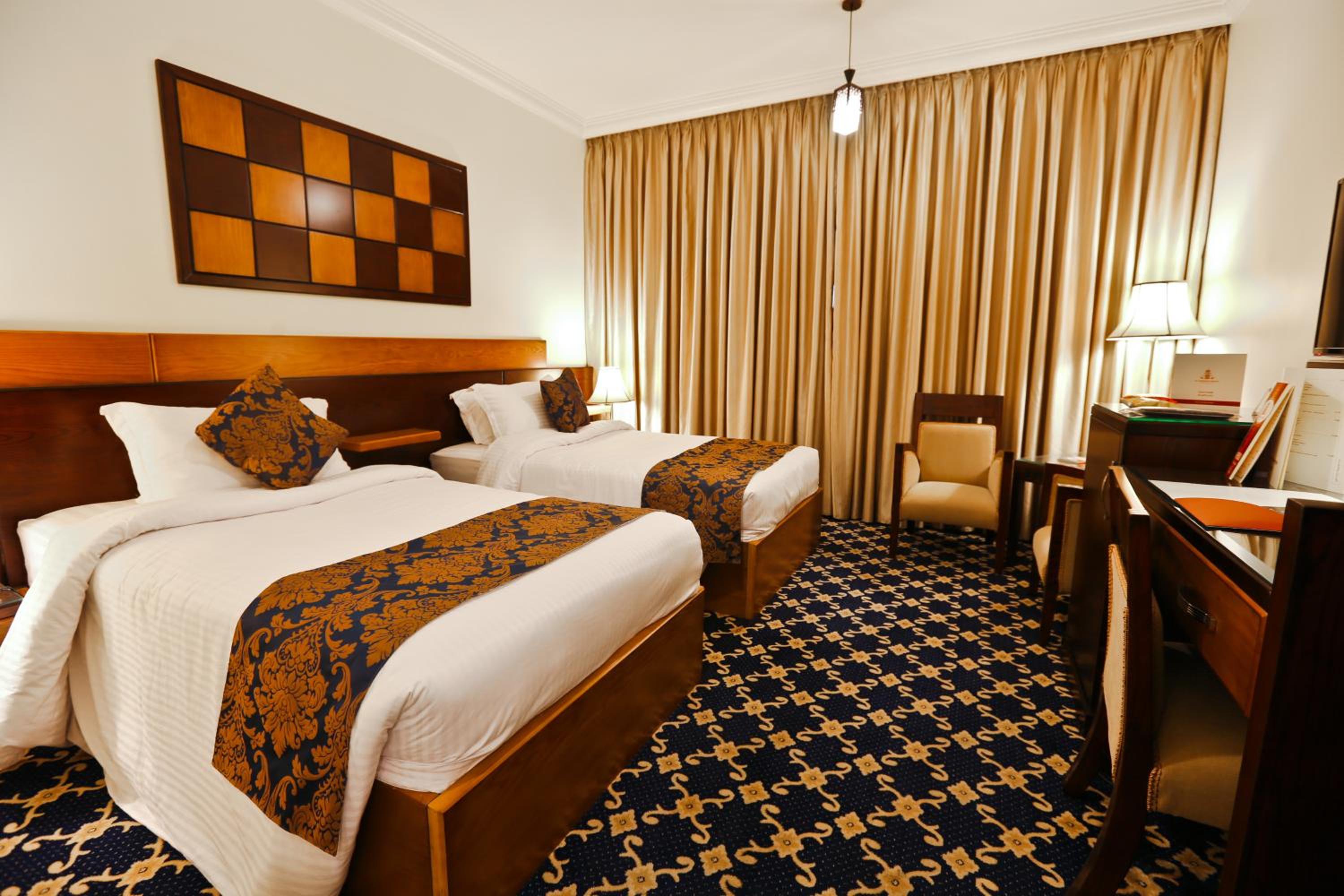 Al Thuraya Hotel