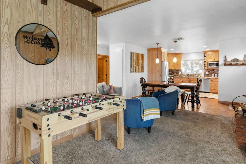 Villa Grove by Rather Be Properties view 3