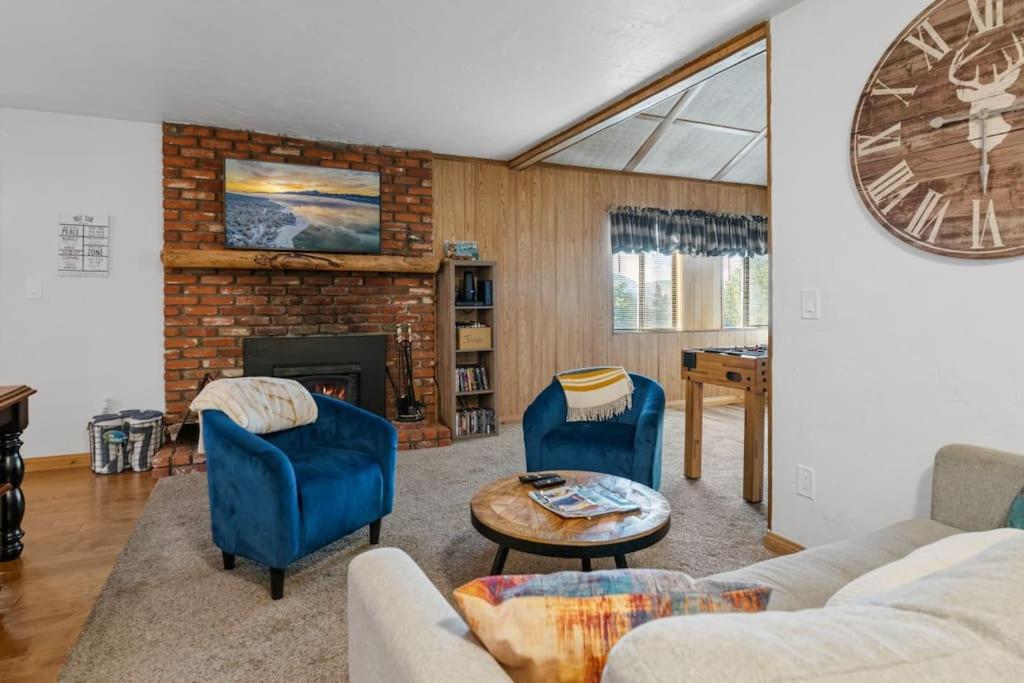 Villa Grove by Rather Be Properties view 5