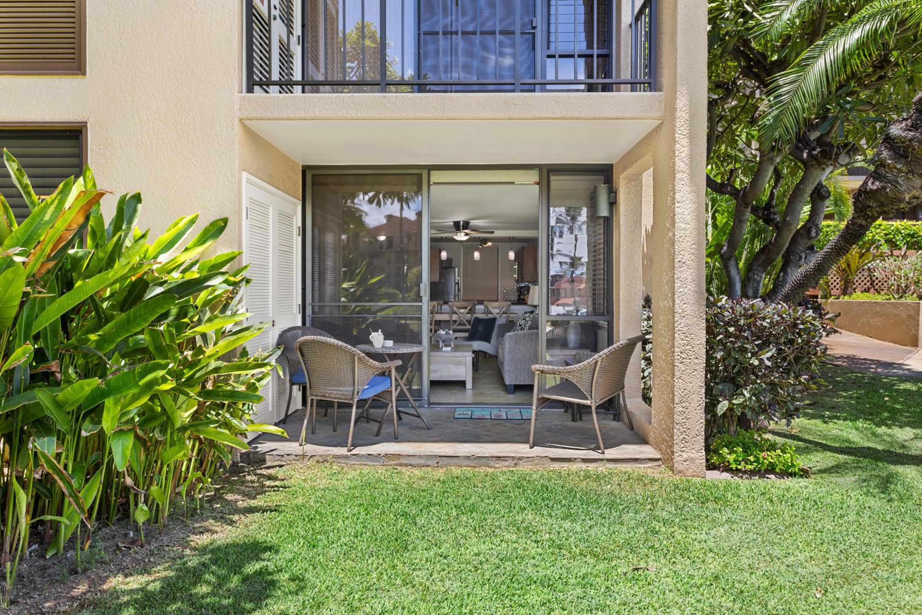 Kamaole Sands 1101 · KAS 1101 Updated Beachy Chic 2BD Across Bea