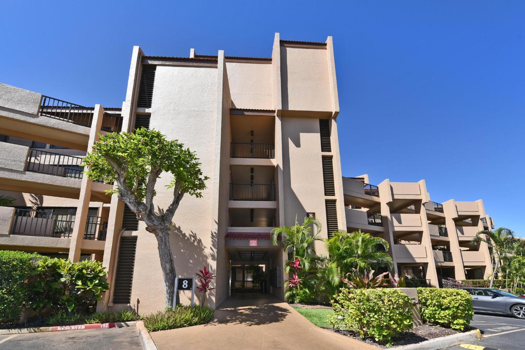Kamaole Sands 1101 · KAS 1101 Updated Beachy Chic 2BD Across Bea