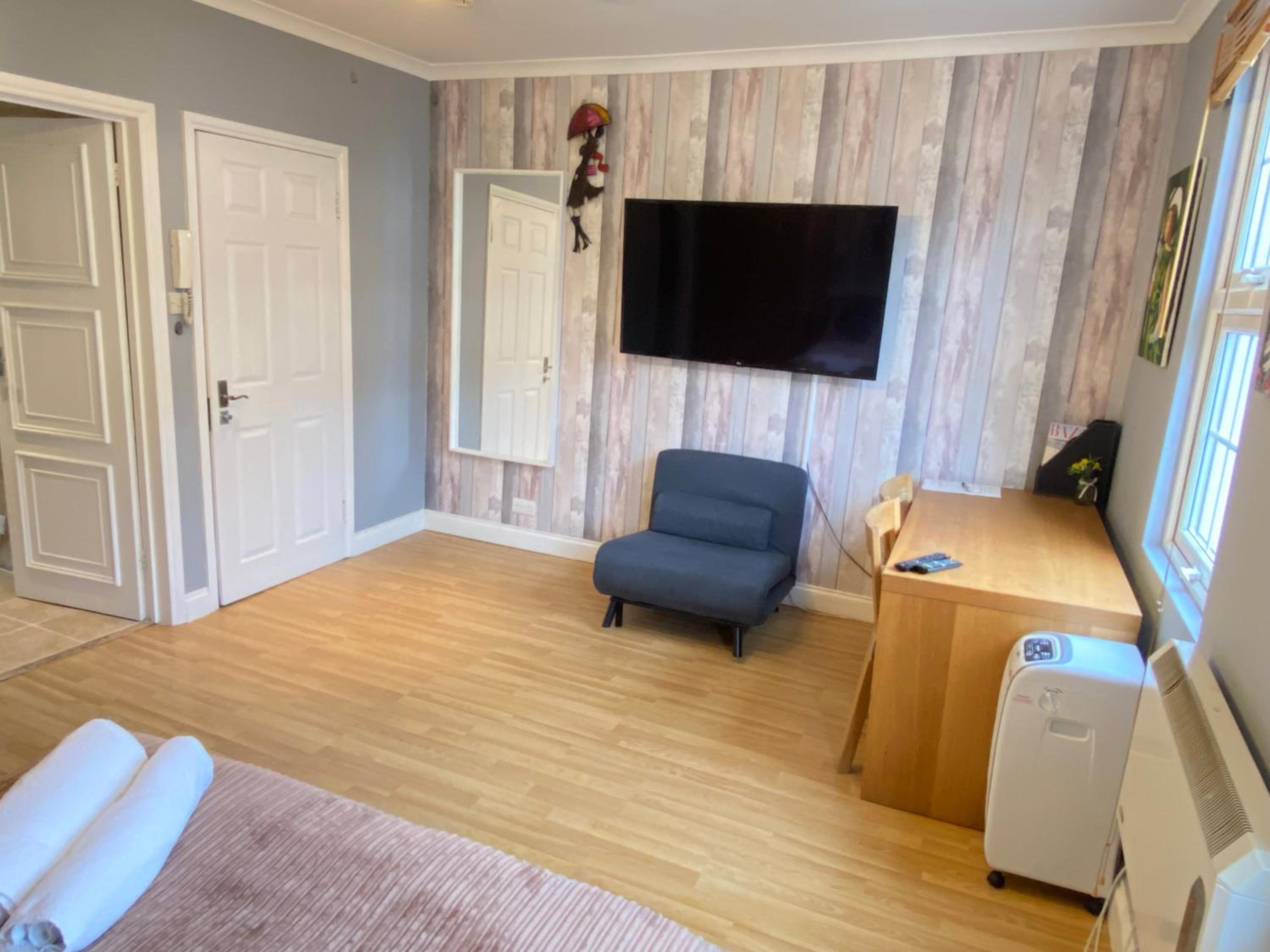 Immaculate Studio Apartment in Central London