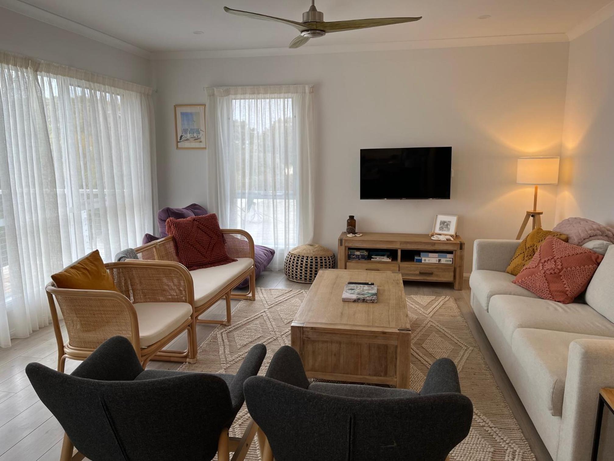 Avalon Beachfront Kangaroo Island 4 bedroom home