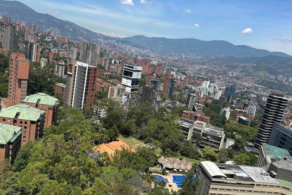 Apartamento mejor sector del poblado, mejor vista.