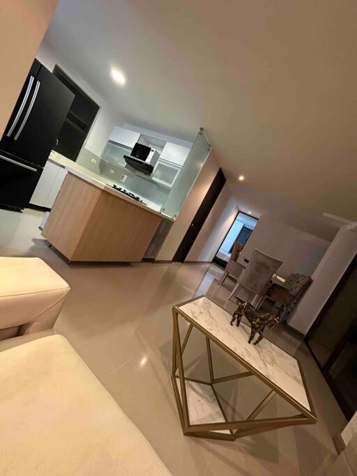 Apartamento mejor sector del poblado, mejor vista.