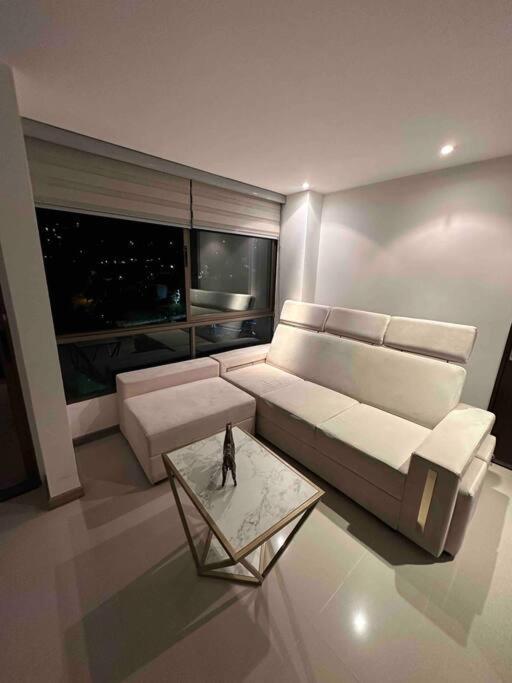 Apartamento mejor sector del poblado, mejor vista.