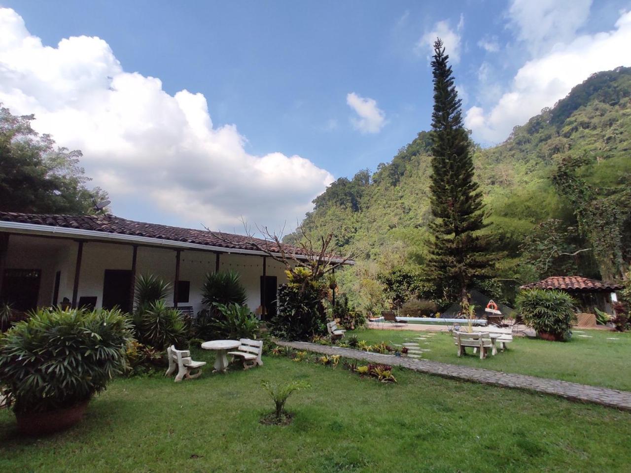 ALMAH GLAMPING