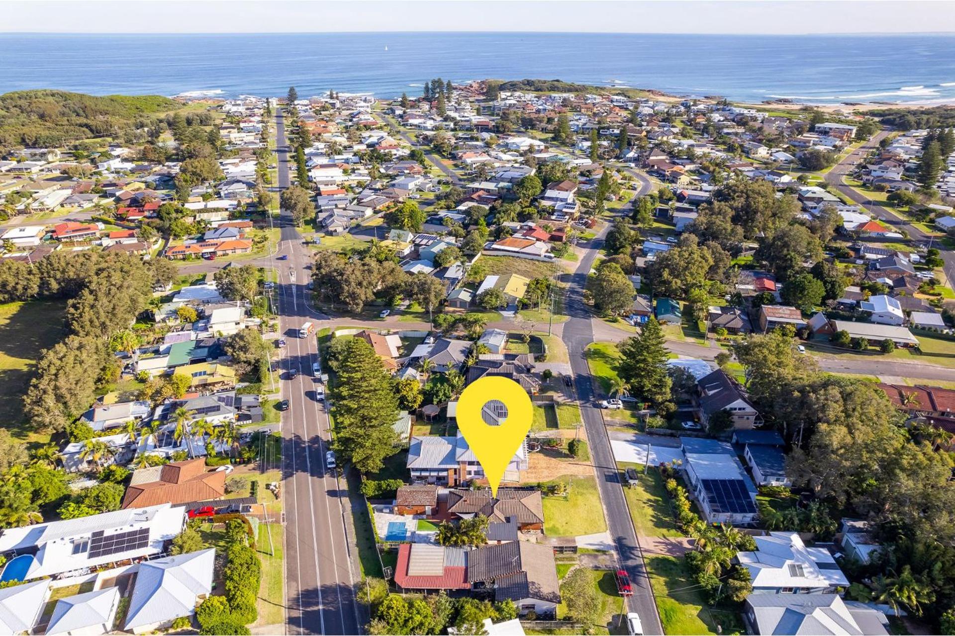 70 Pacific Avenue - Saltwater Pool, Air Con and Wi-Fi