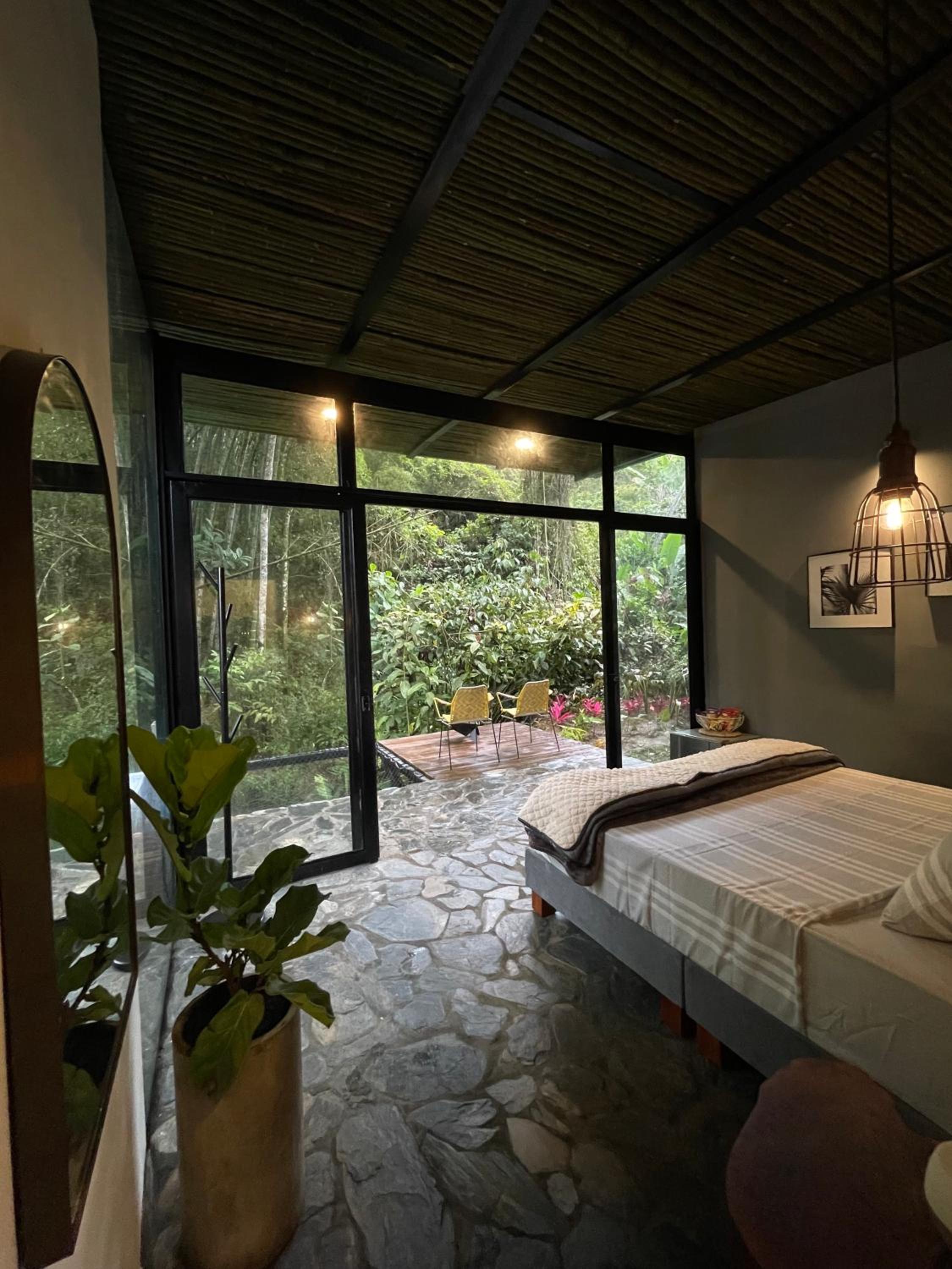 ALMAH GLAMPING