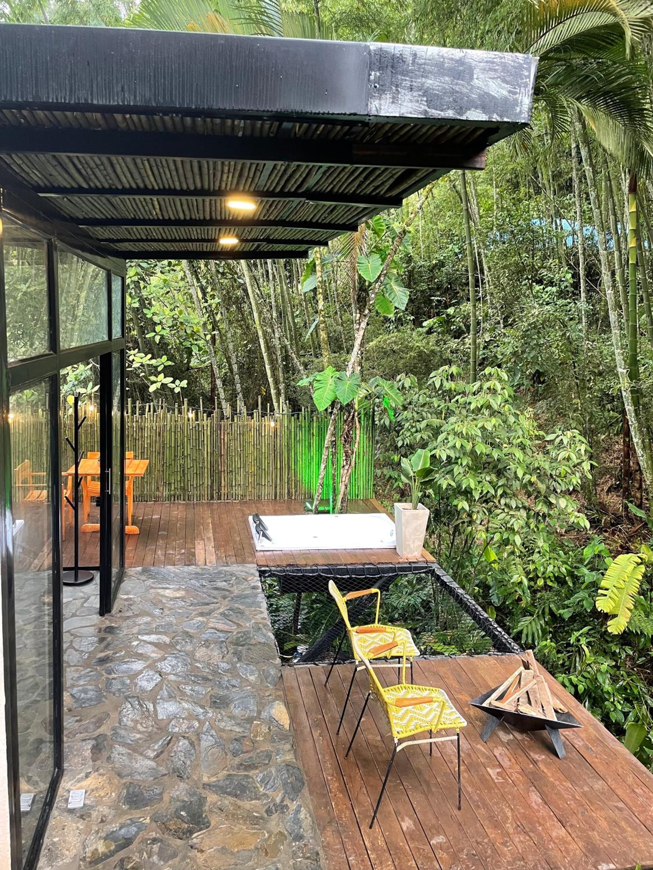 ALMAH GLAMPING
